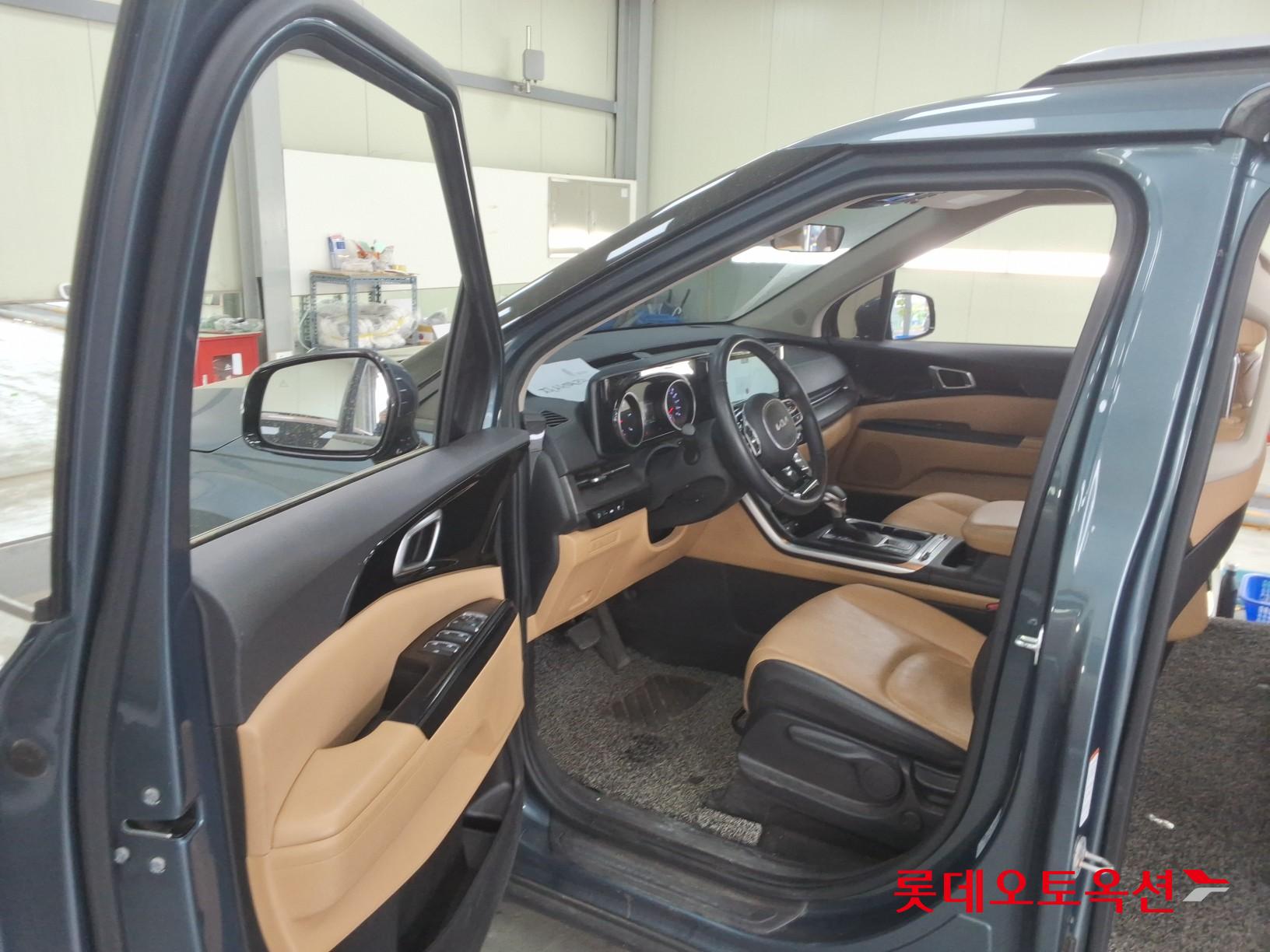 كيا كارنيفال 2023 - صورة 37