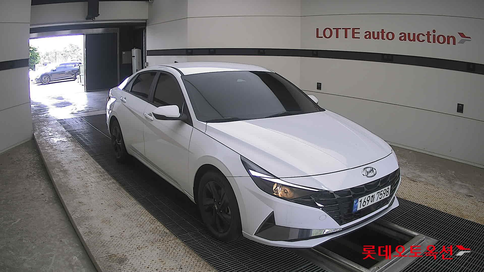 2023 - hyundai avante