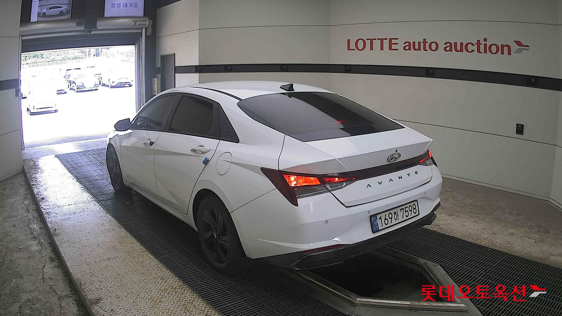 2023 - hyundai avante