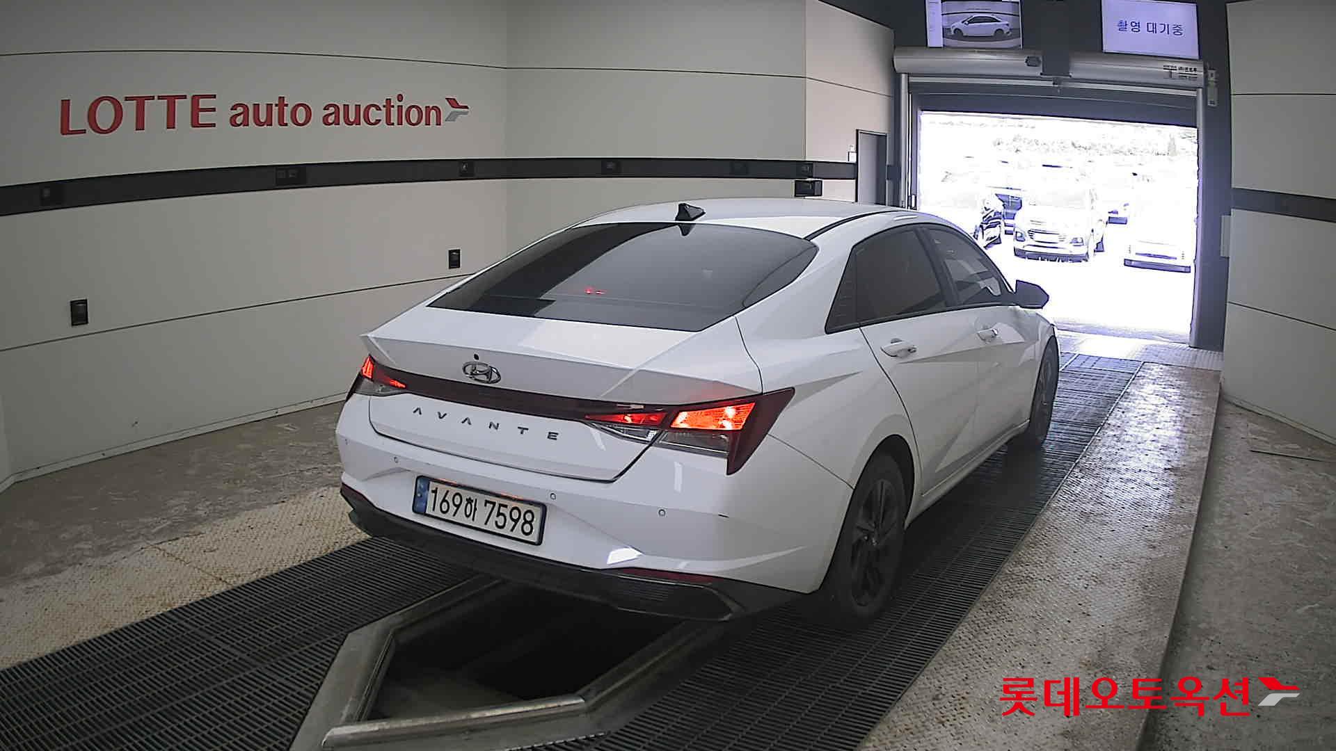 2023 - hyundai avante