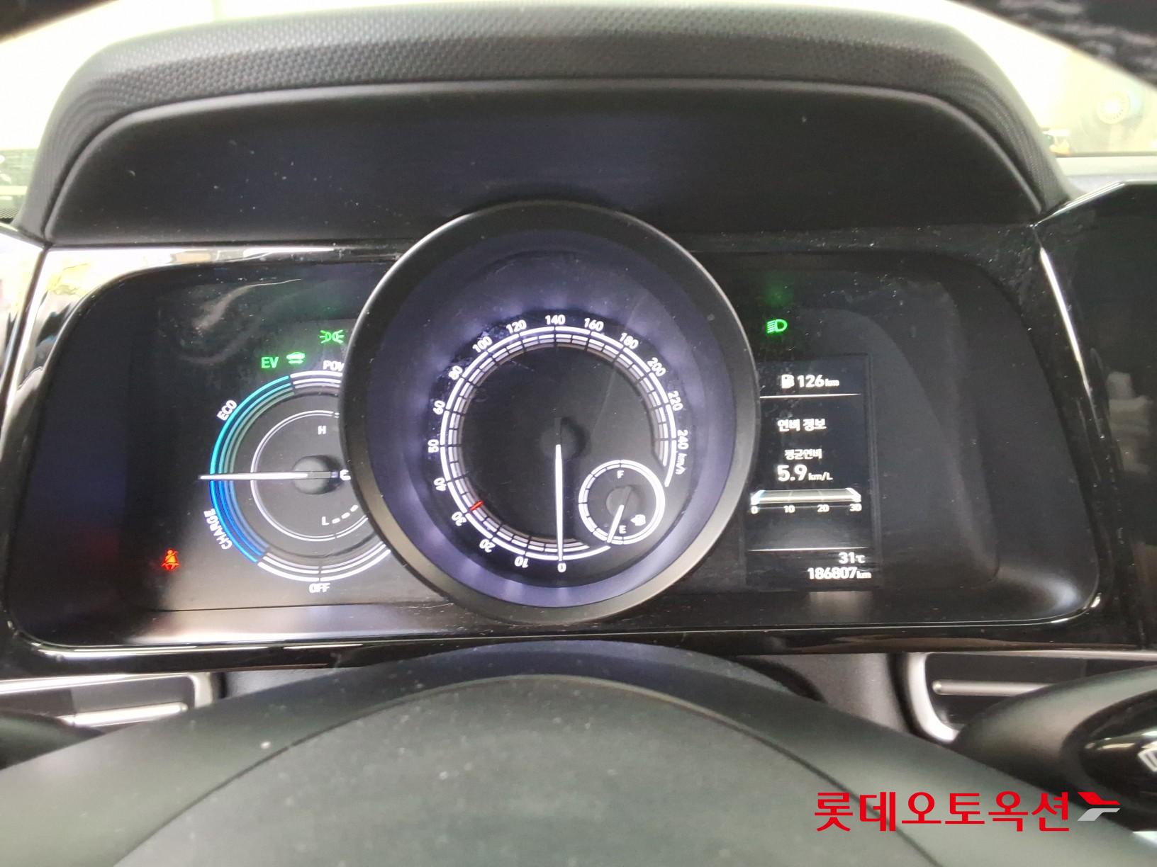 2023 - hyundai avante