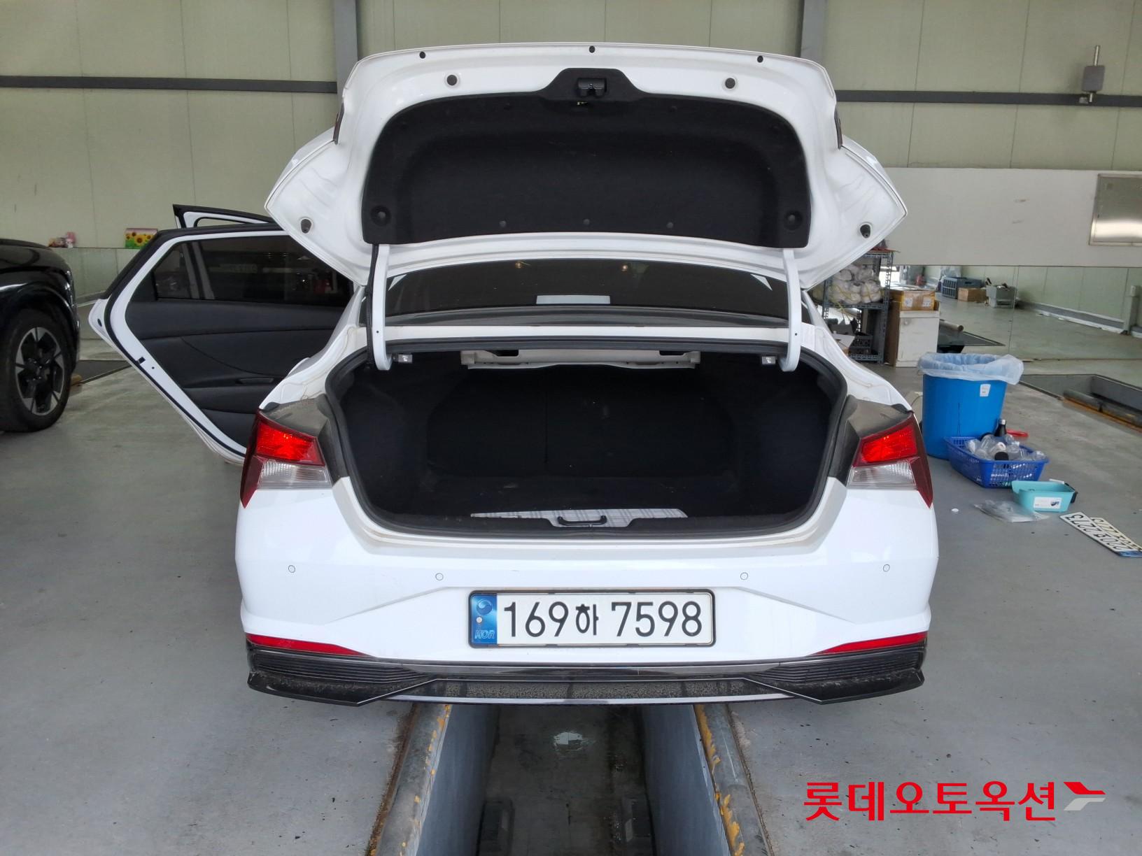 2023 - hyundai avante