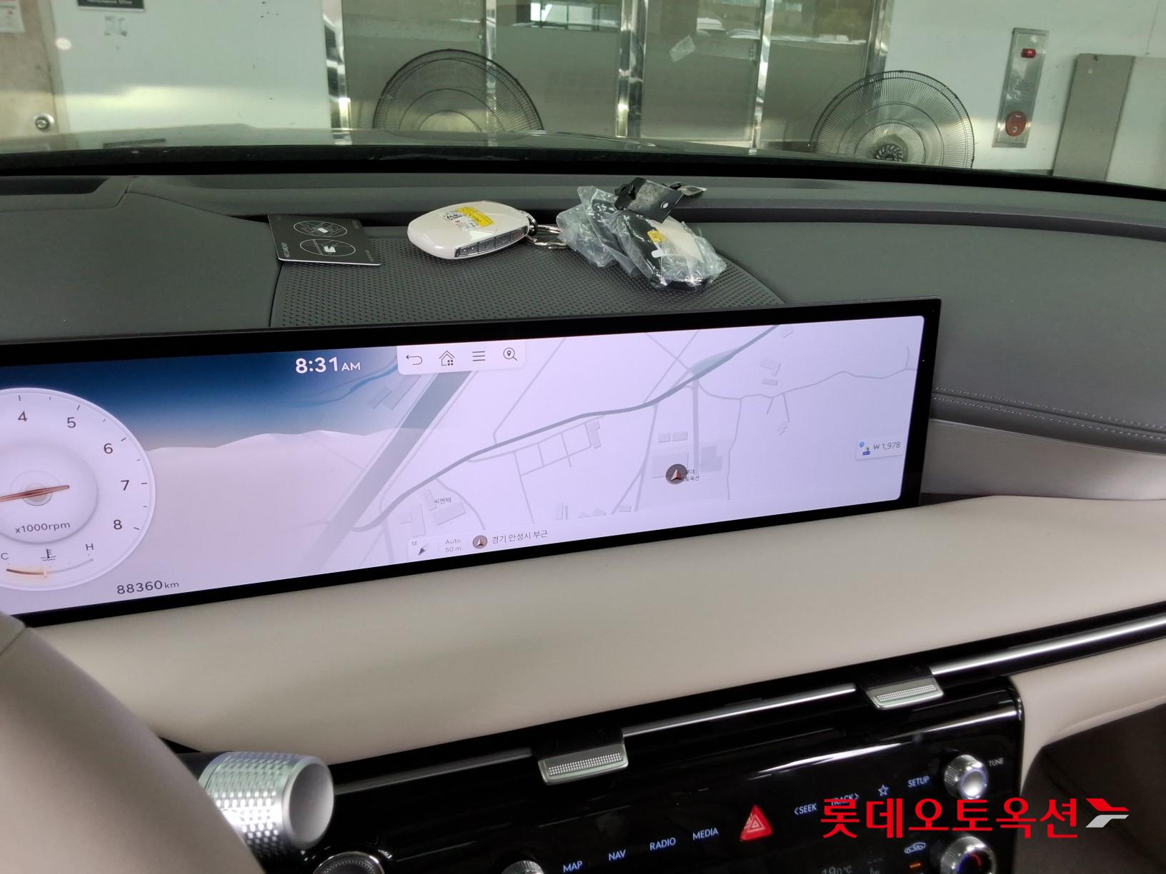 2025 - genesis g80
