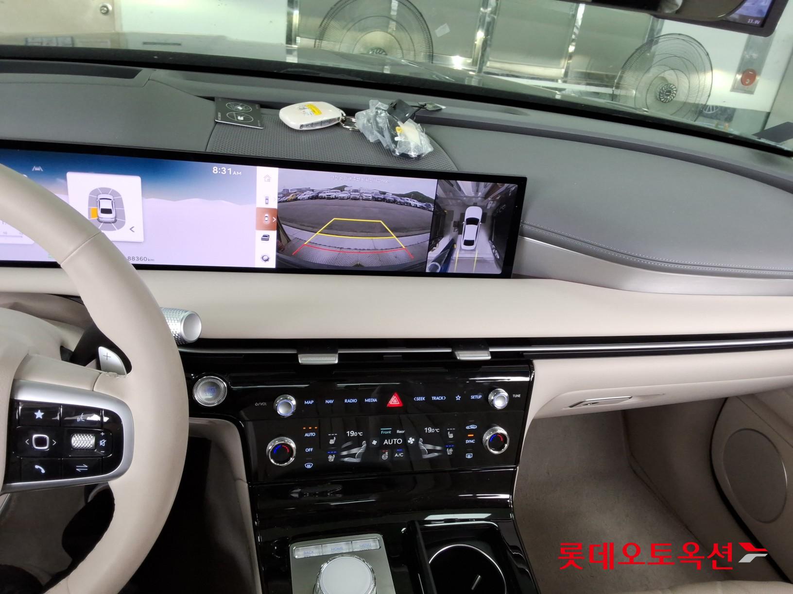 2025 - genesis g80