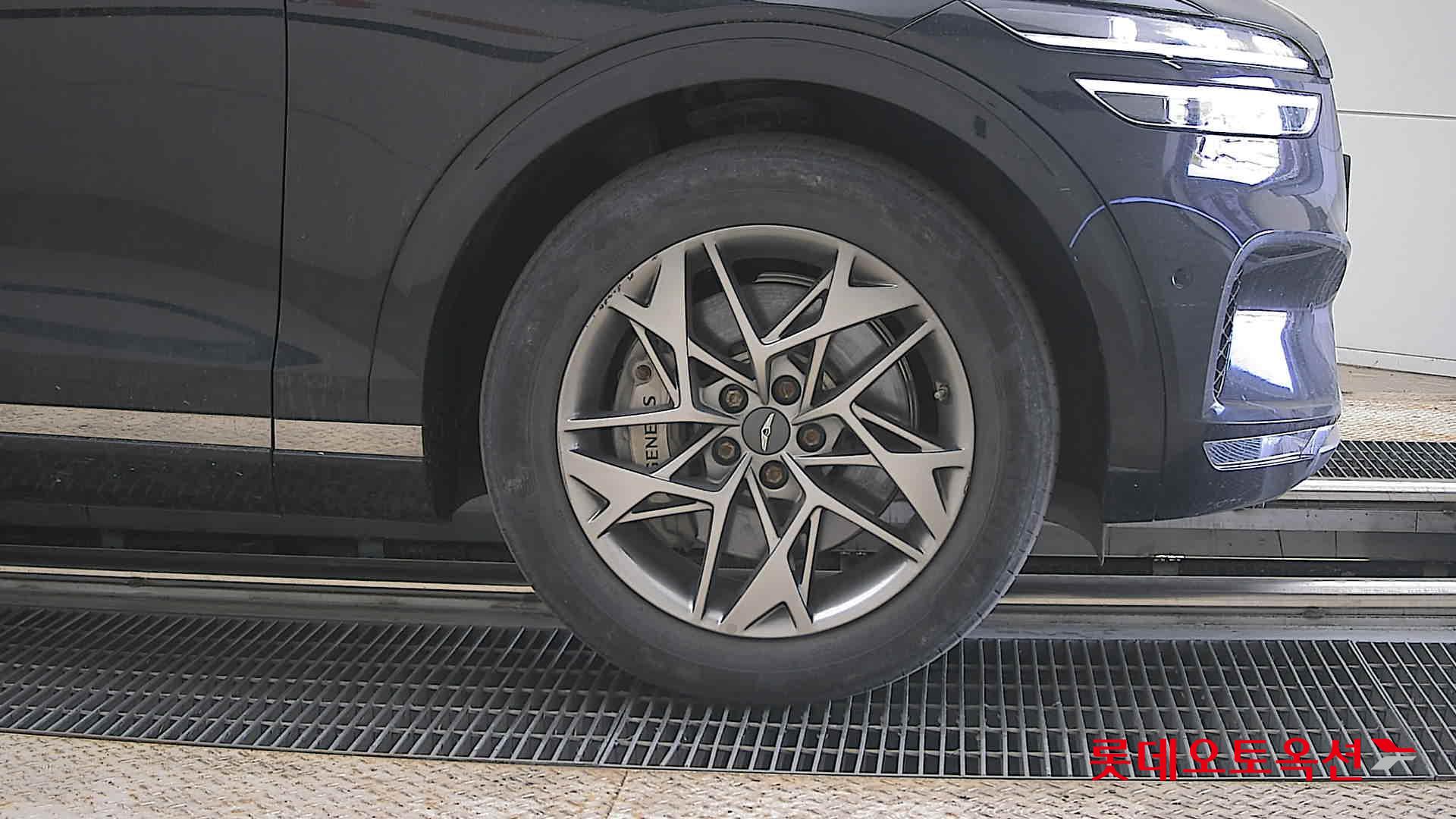 Genesis GV70 - 27