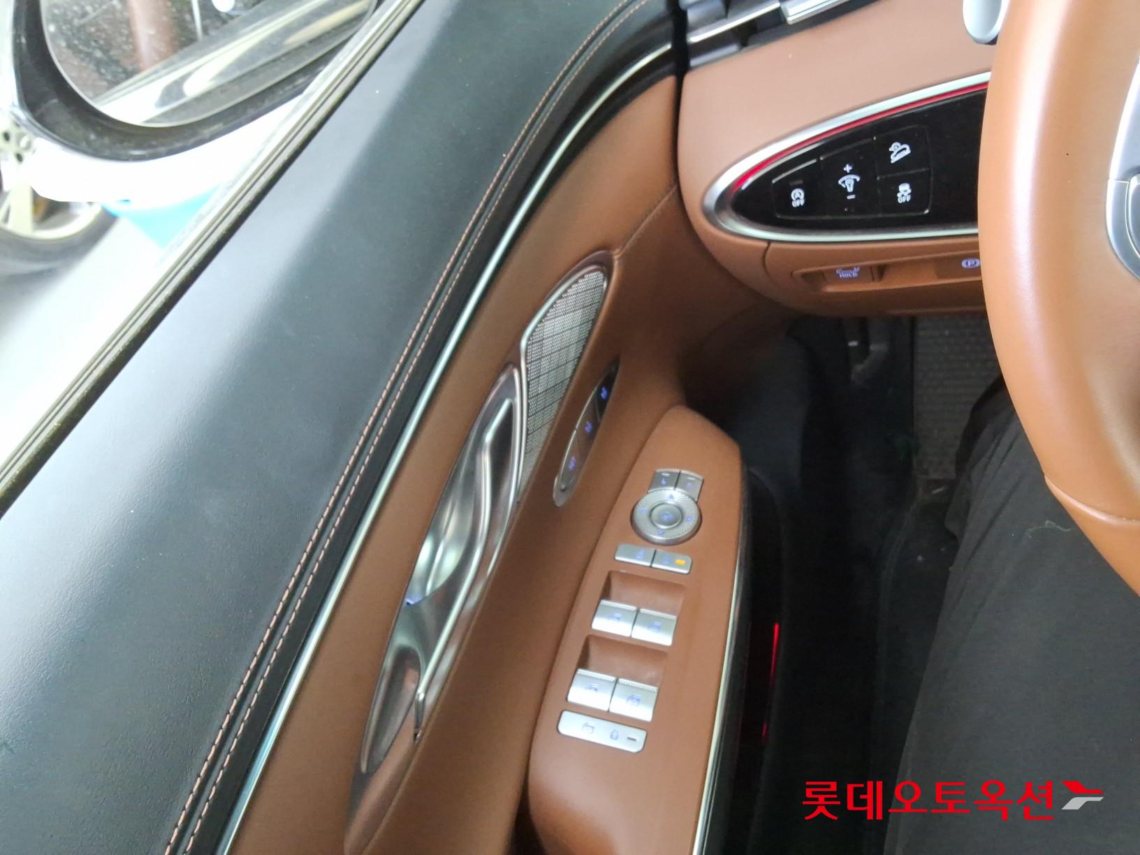 Genesis GV70 - 29