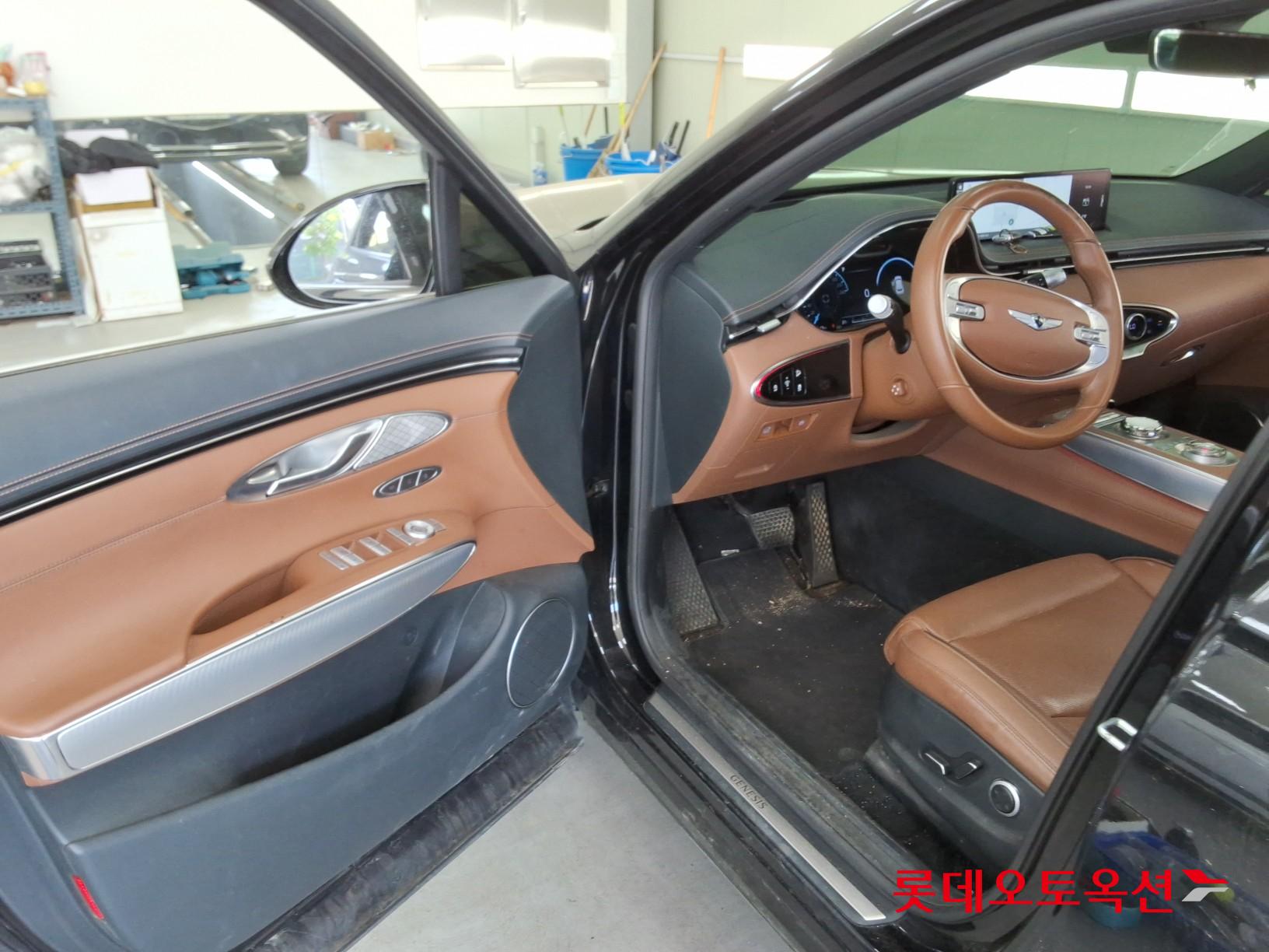 Genesis GV70 - 35