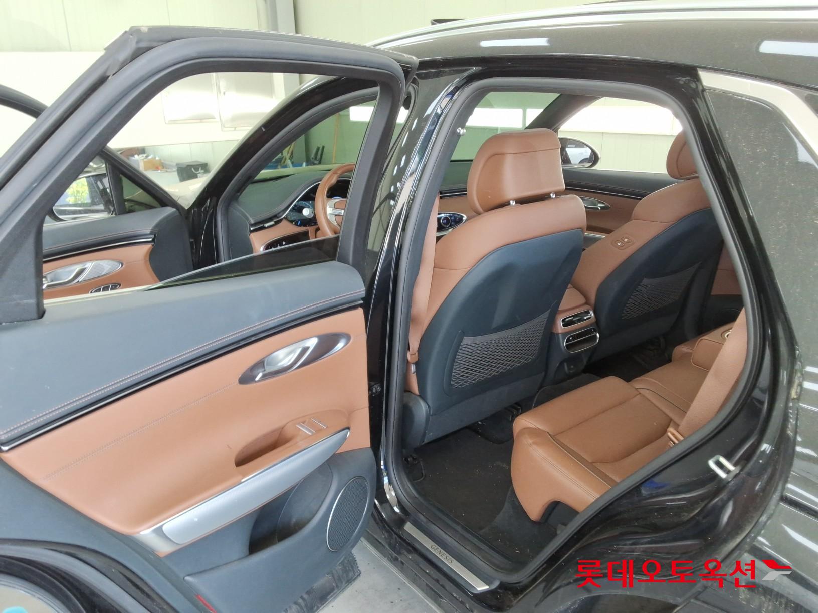 Genesis GV70 - 37