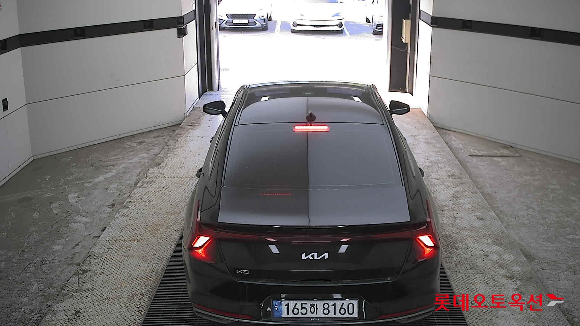 Kia K8 - 17