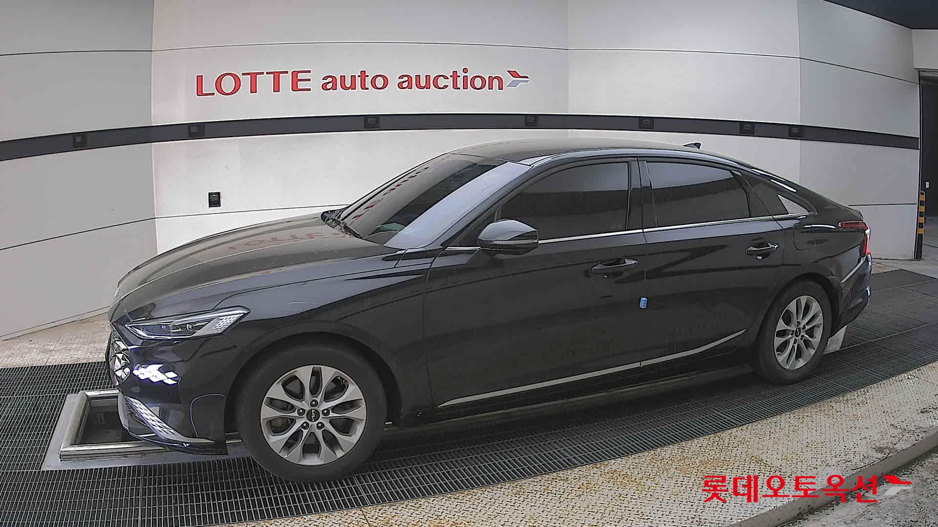 Kia K8 - 12