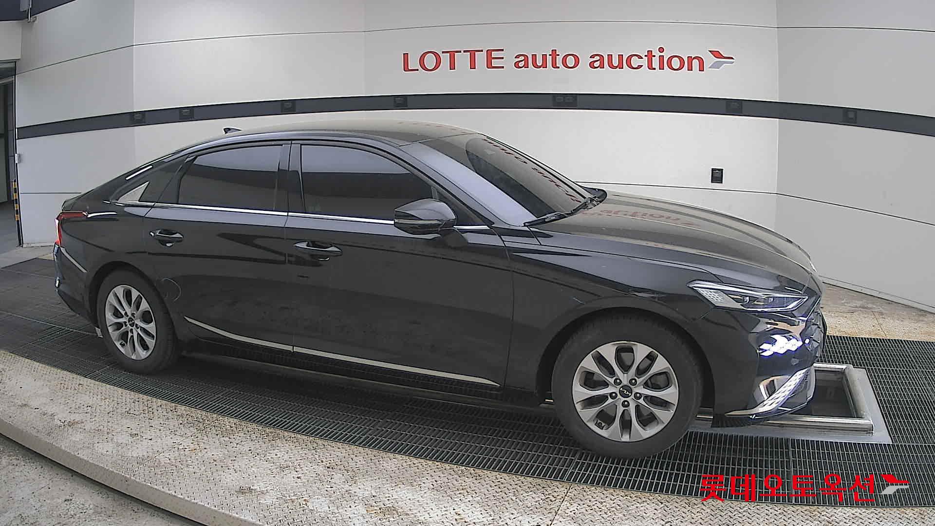 Kia K8 - 22