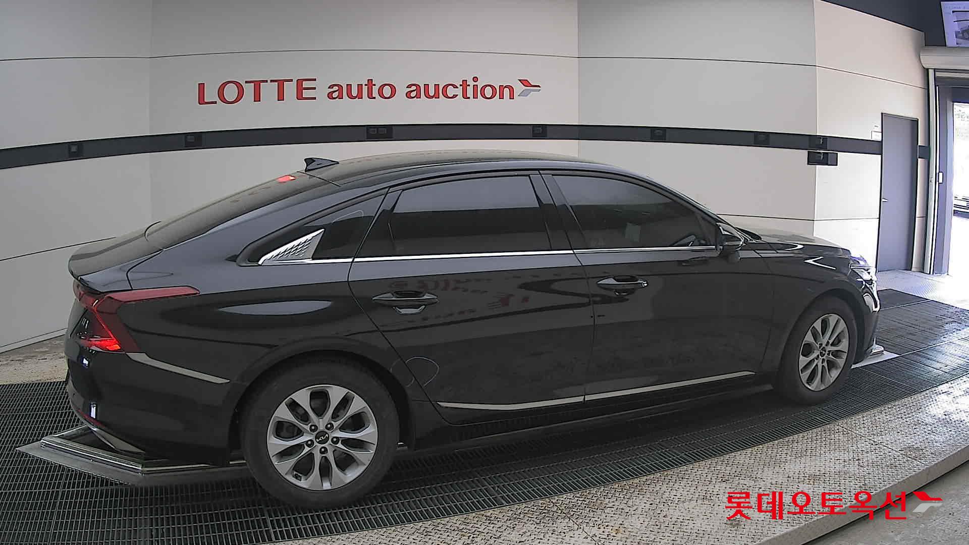 Kia K8 - 20