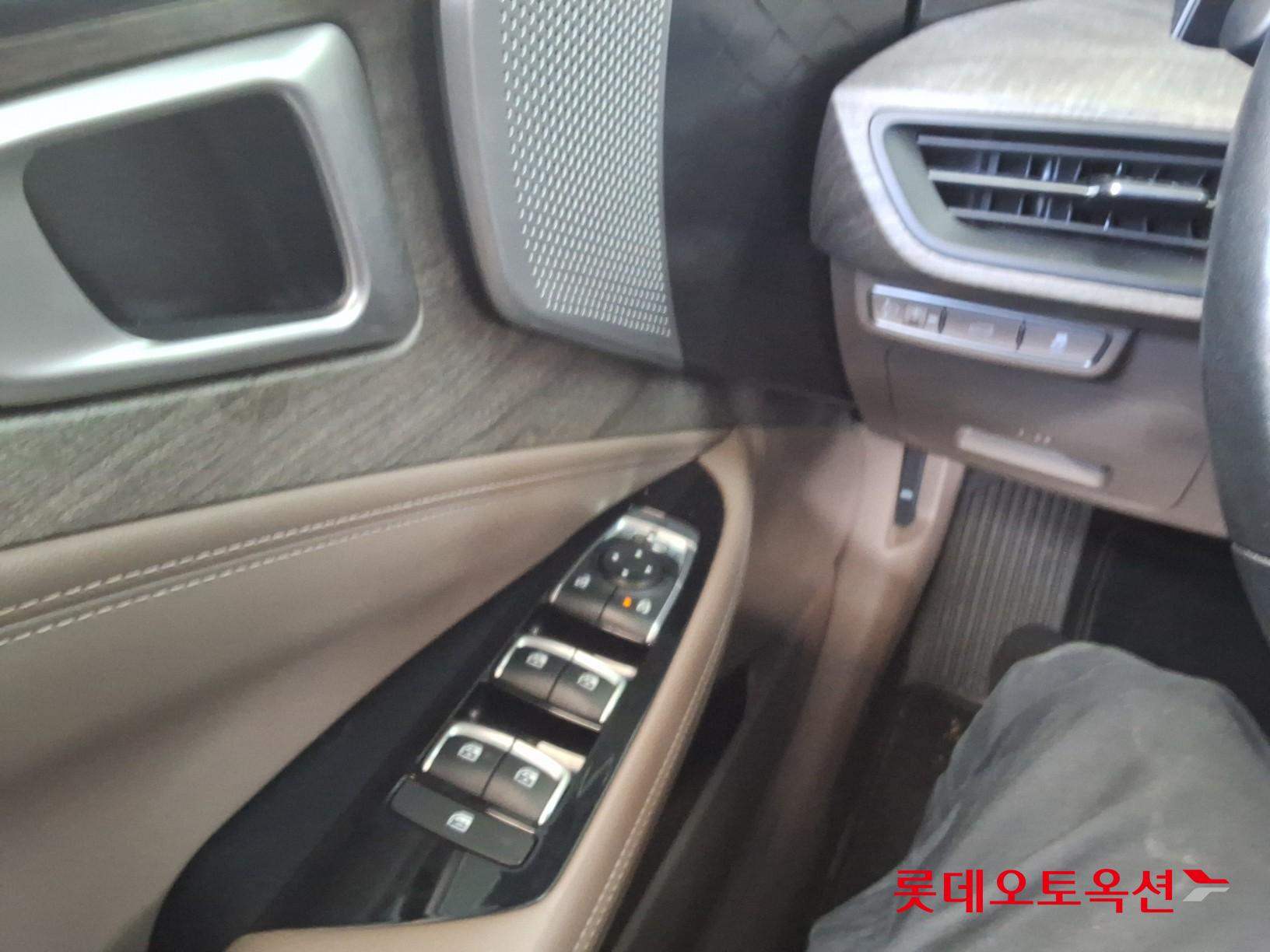 Kia K8 - 29