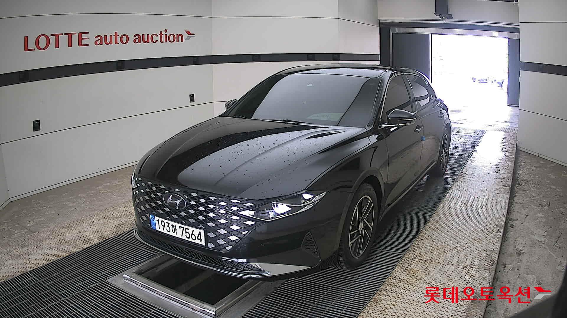 هيونداي جرانجر 2022 - صورة 10