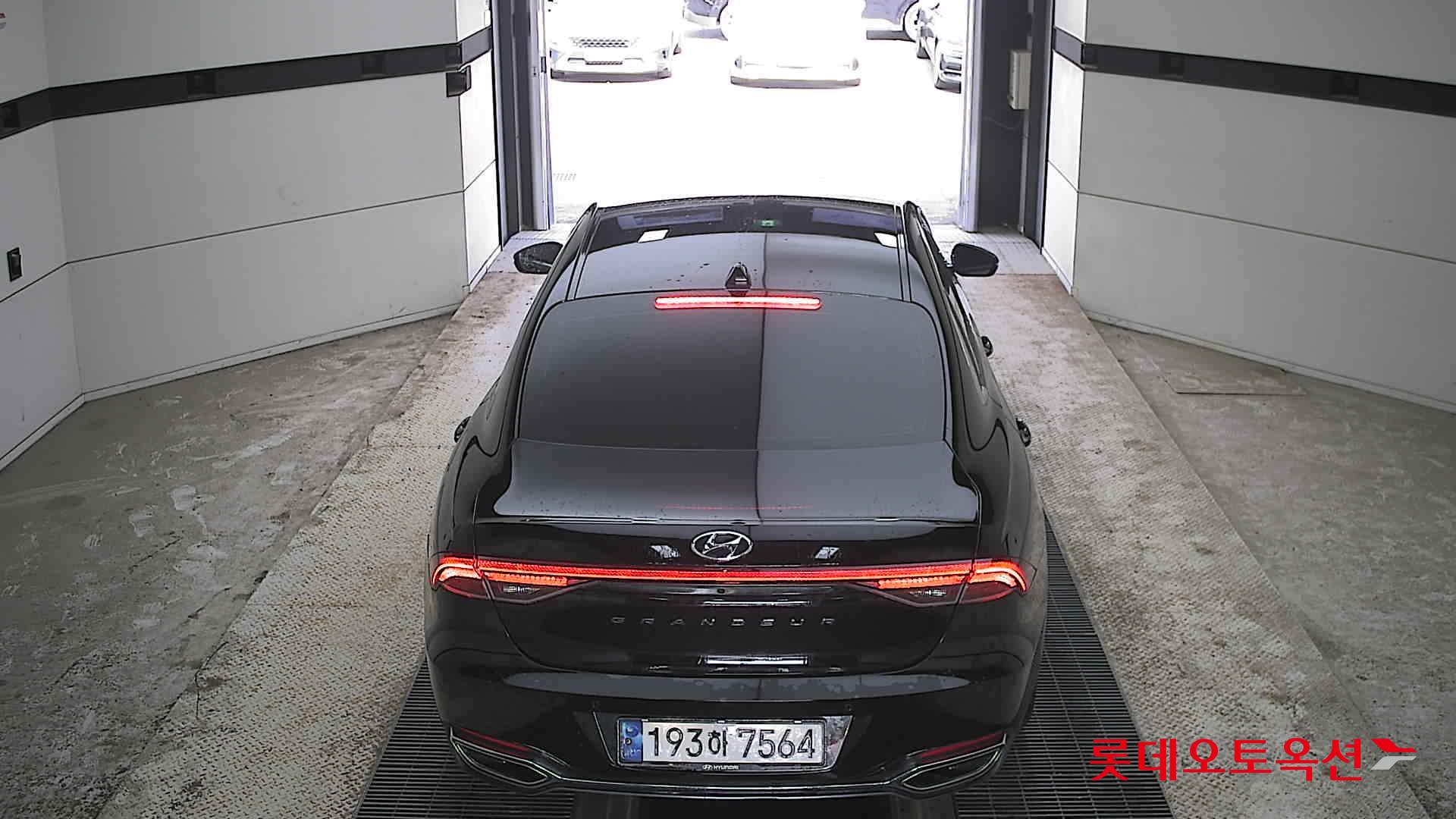 هيونداي جرانجر 2022 - صورة 17