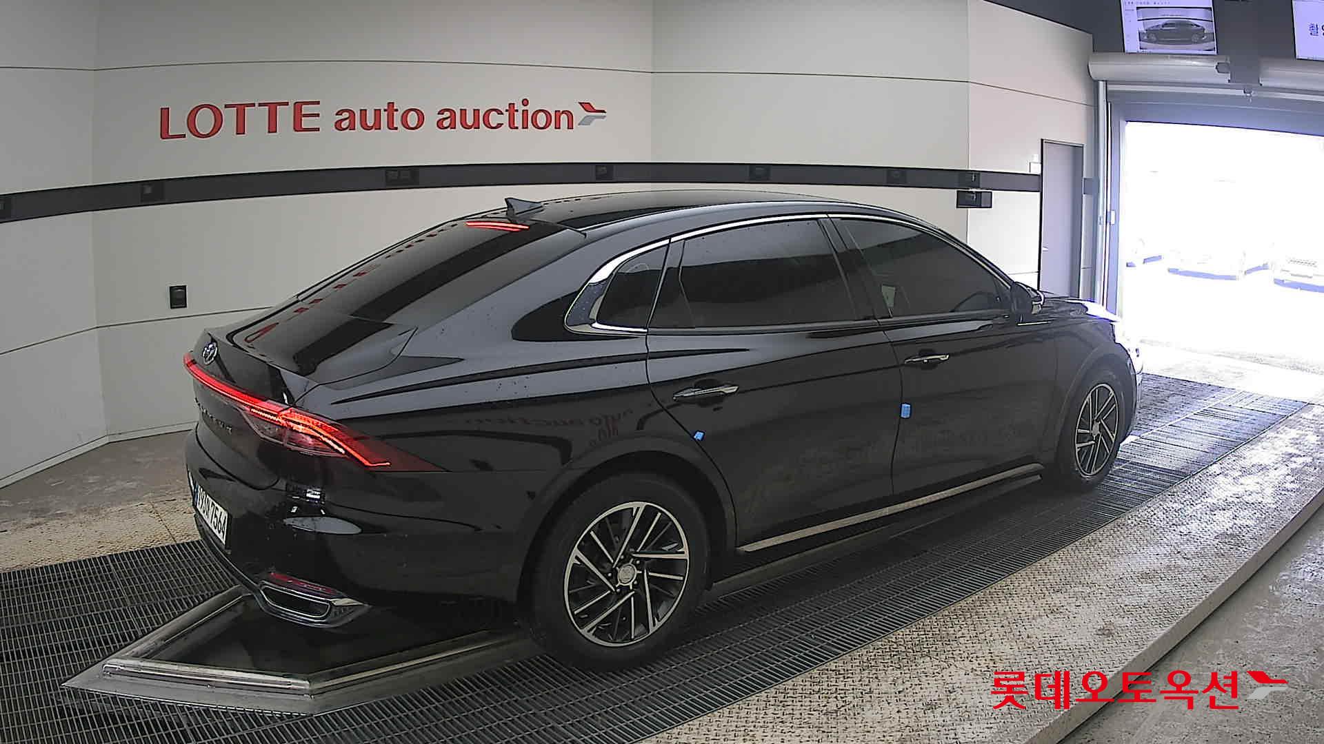 هيونداي جرانجر 2022 - صورة 19