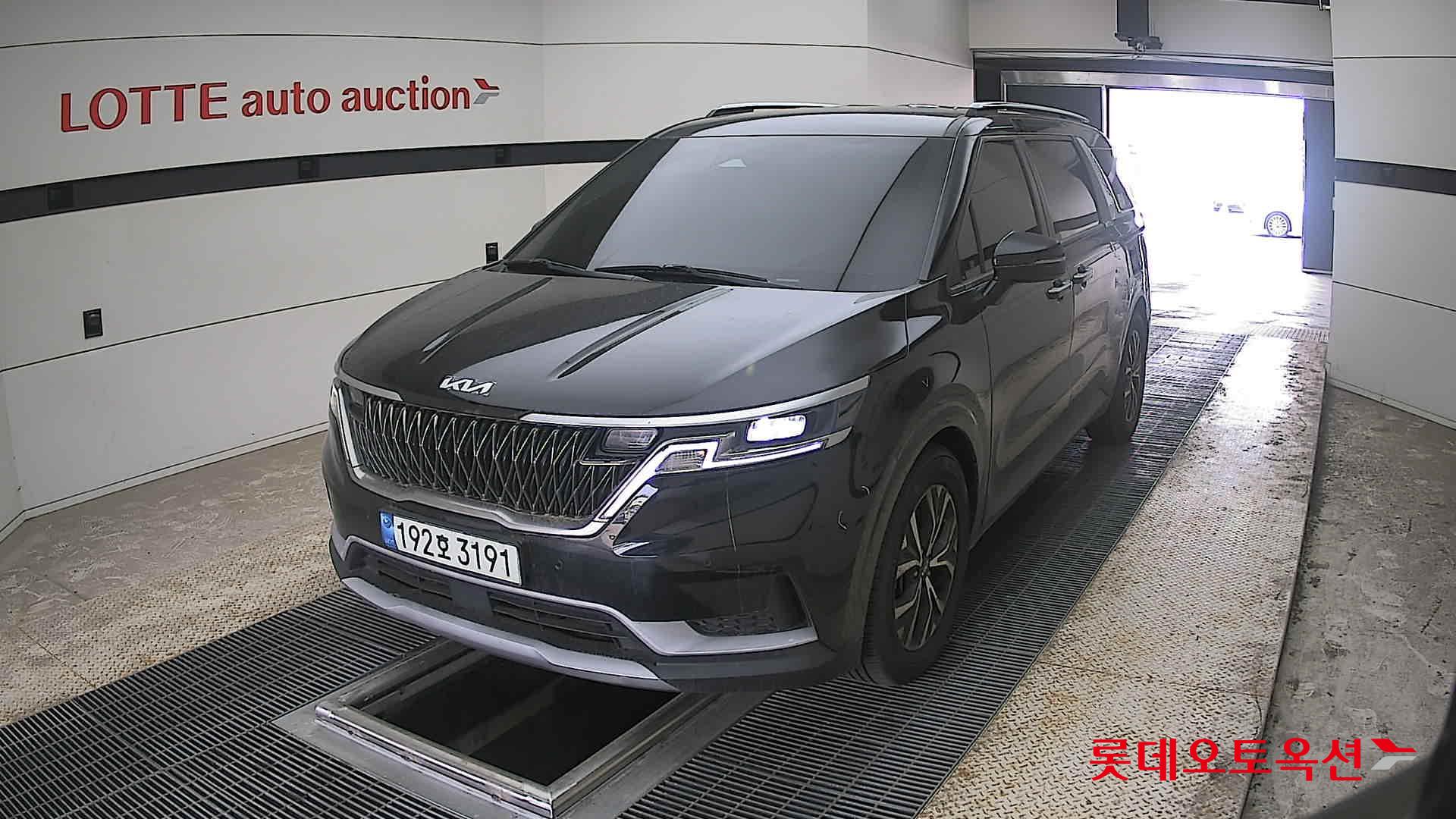 Kia Carnival 2023 - Image 10