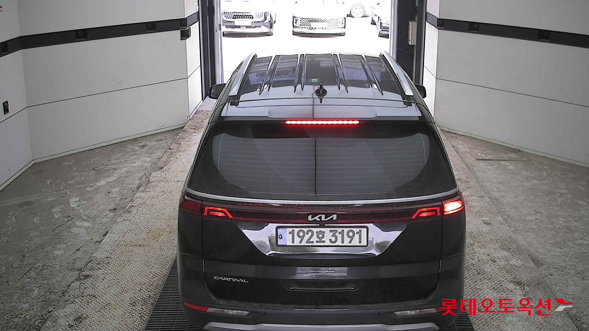 Kia Carnival 2023 - Image 17