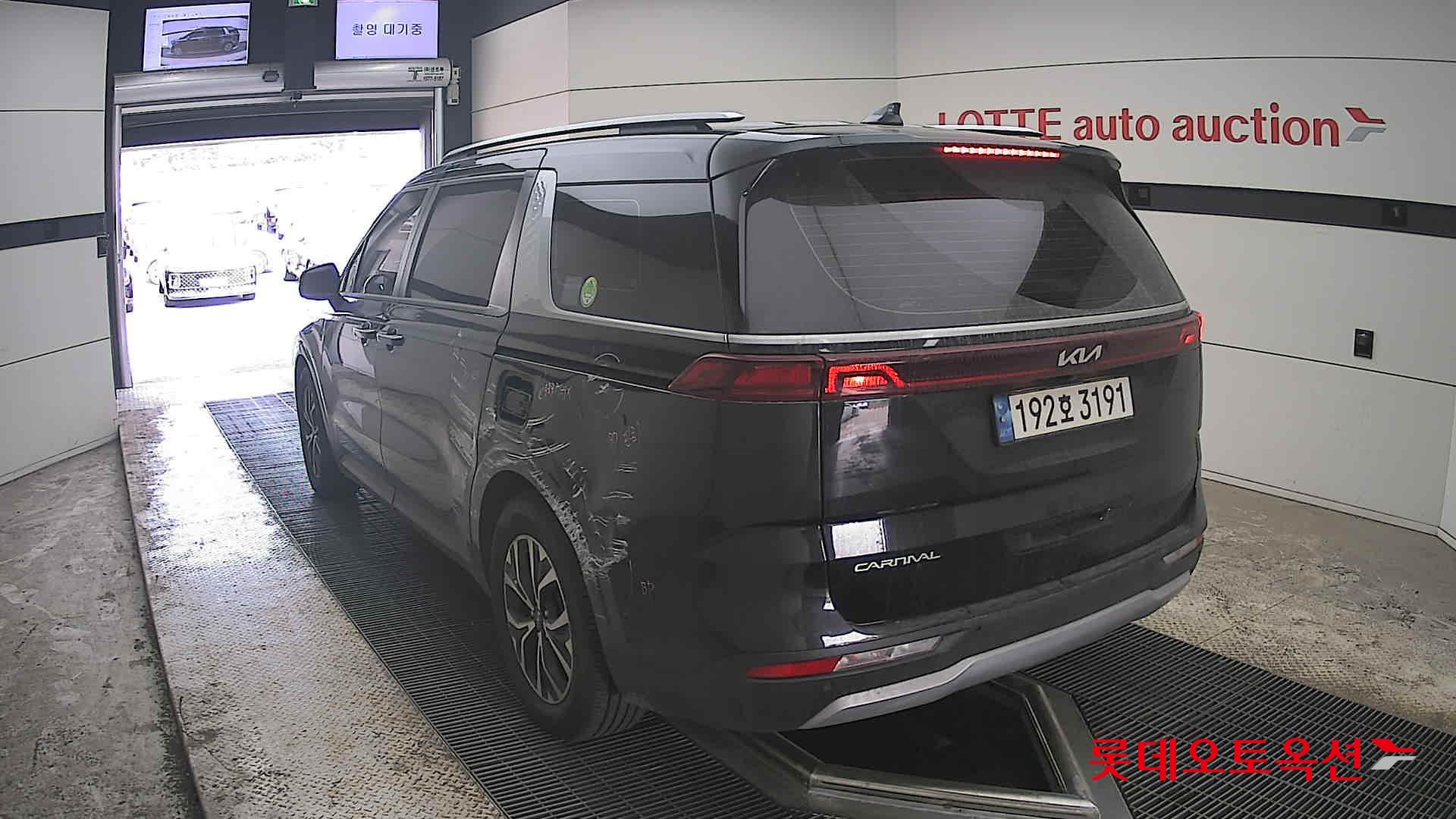 Kia Carnival 2023 - Image 16