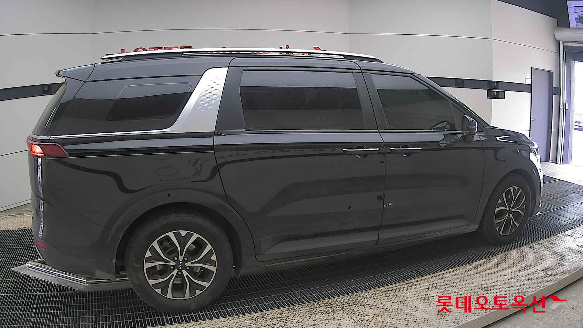 Kia Carnival 2023 - Image 20