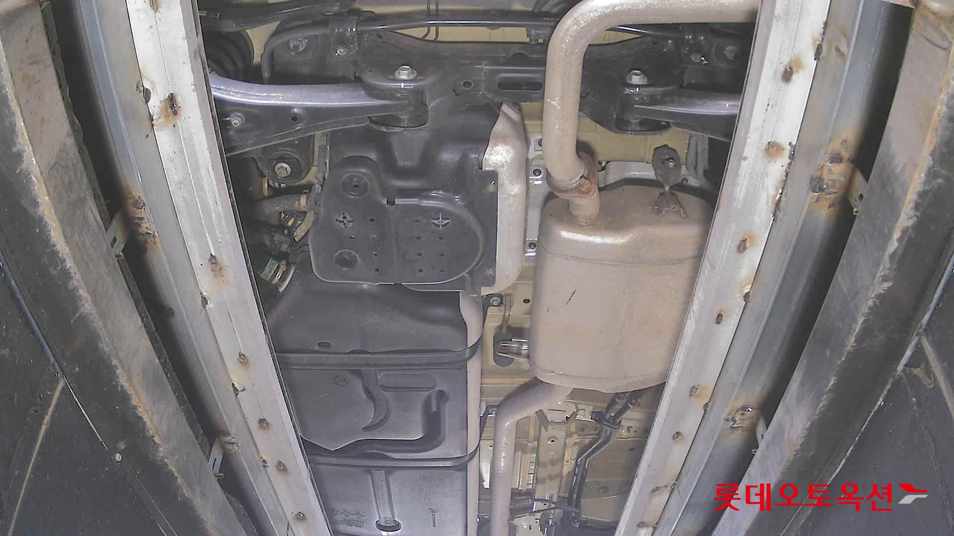 Kia Carnival 2023 - Image 2