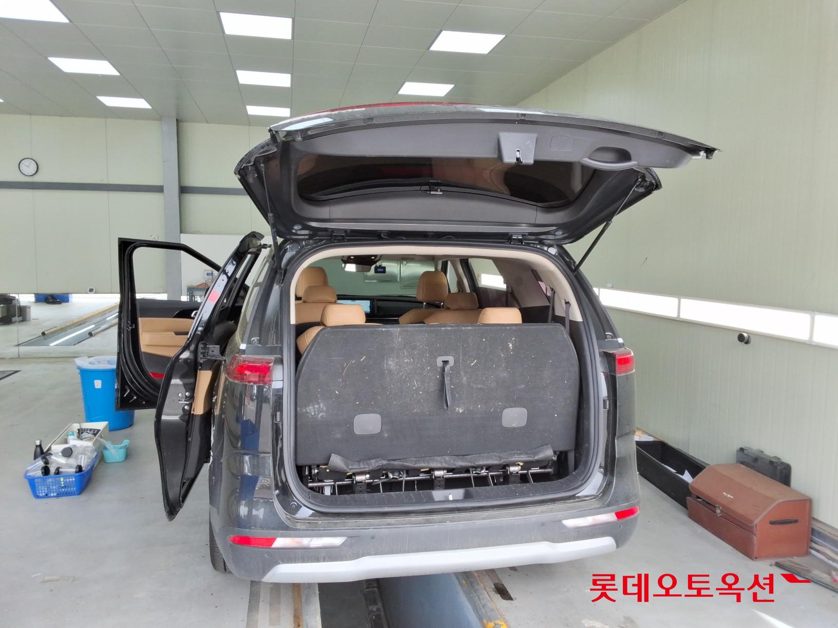 Kia Carnival 2023 - Image 9