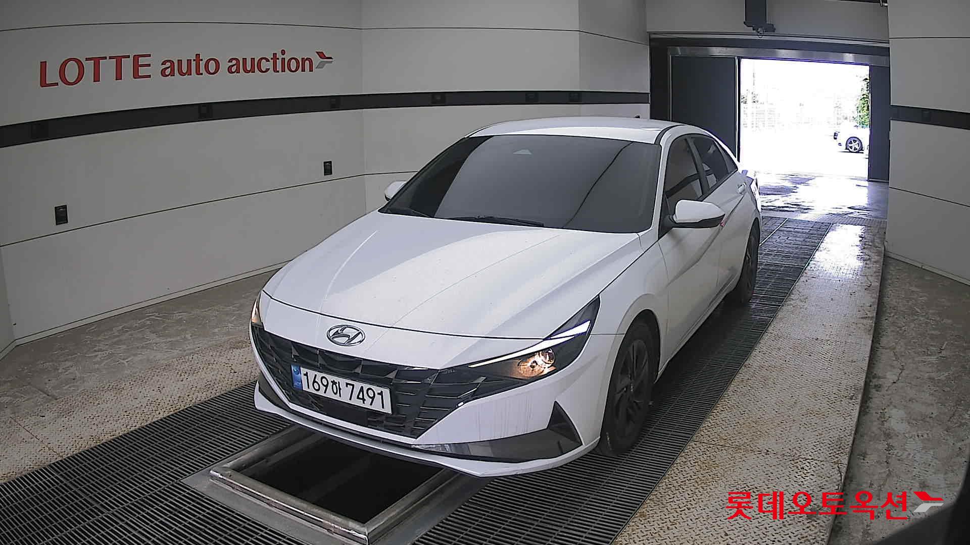 2023 - hyundai avante