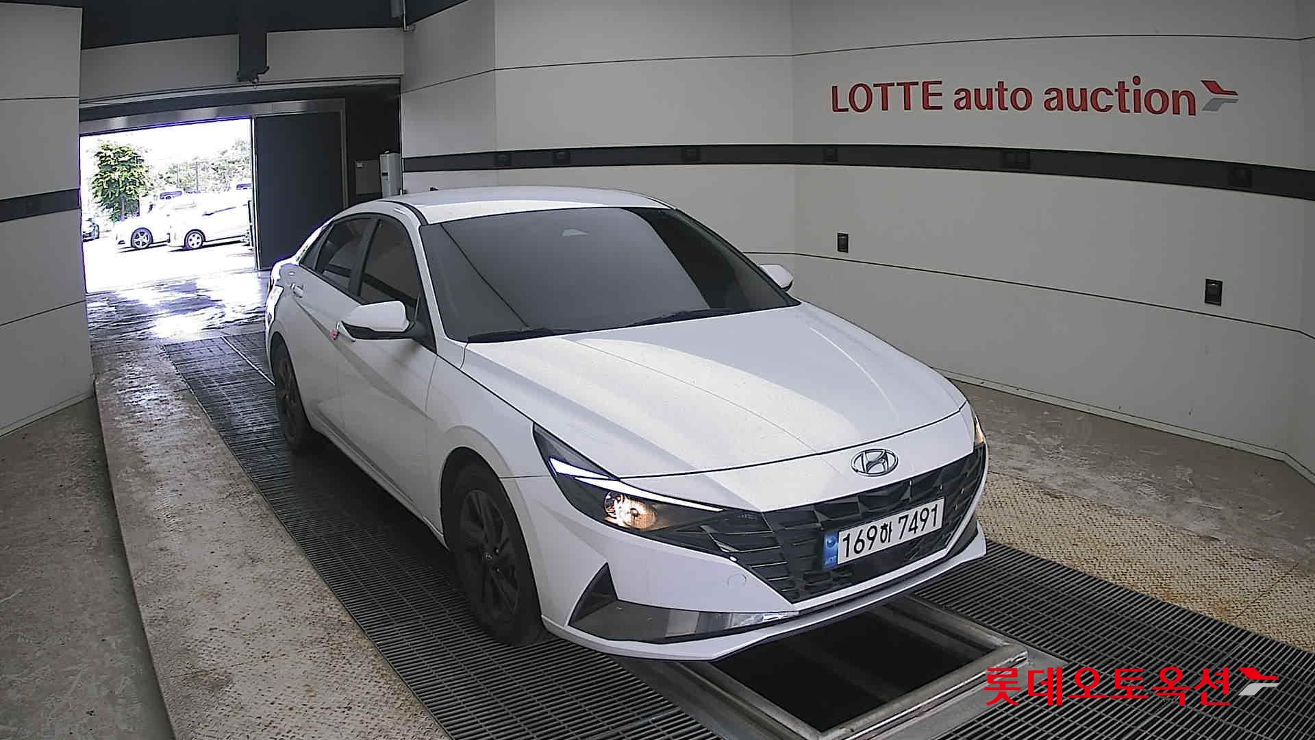2023 - hyundai avante