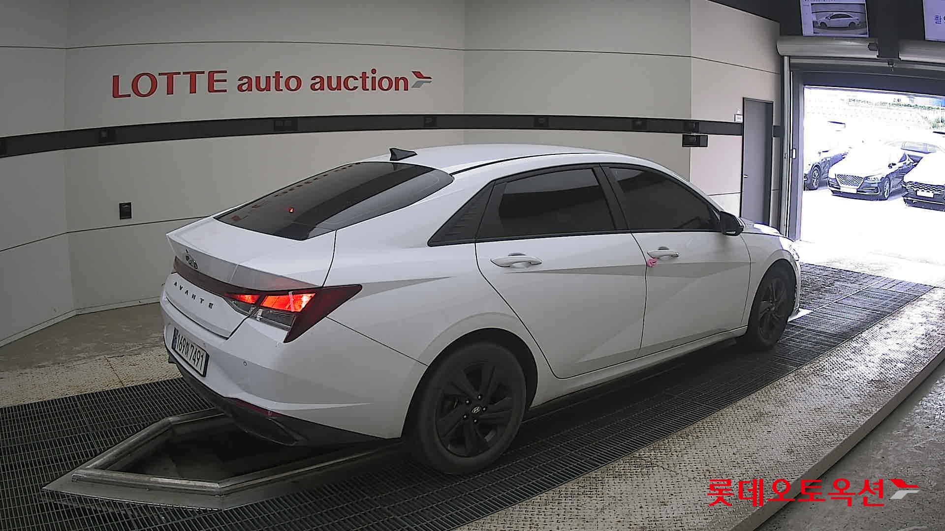 2023 - hyundai avante