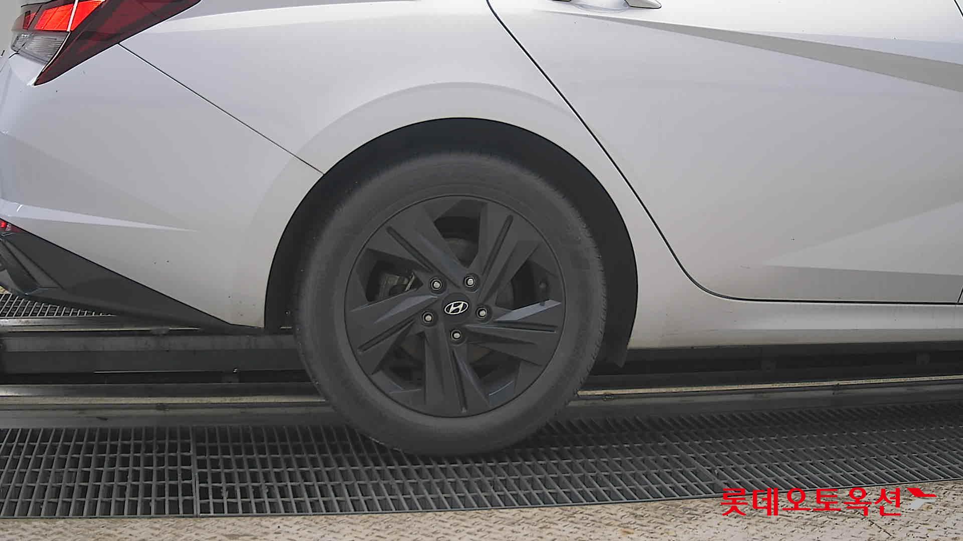 2023 - hyundai avante