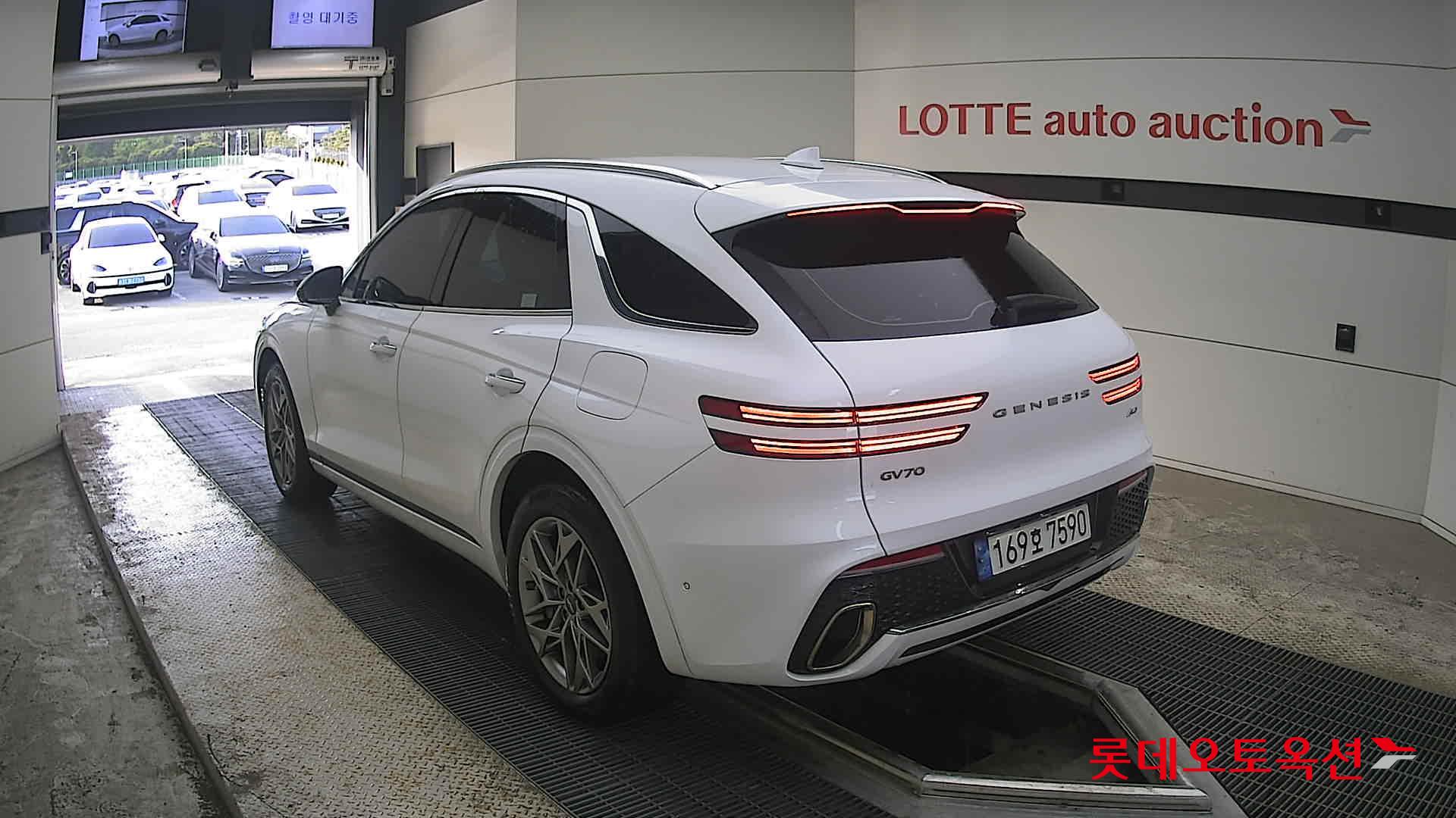 Genesis GV70 2023 - Image 4