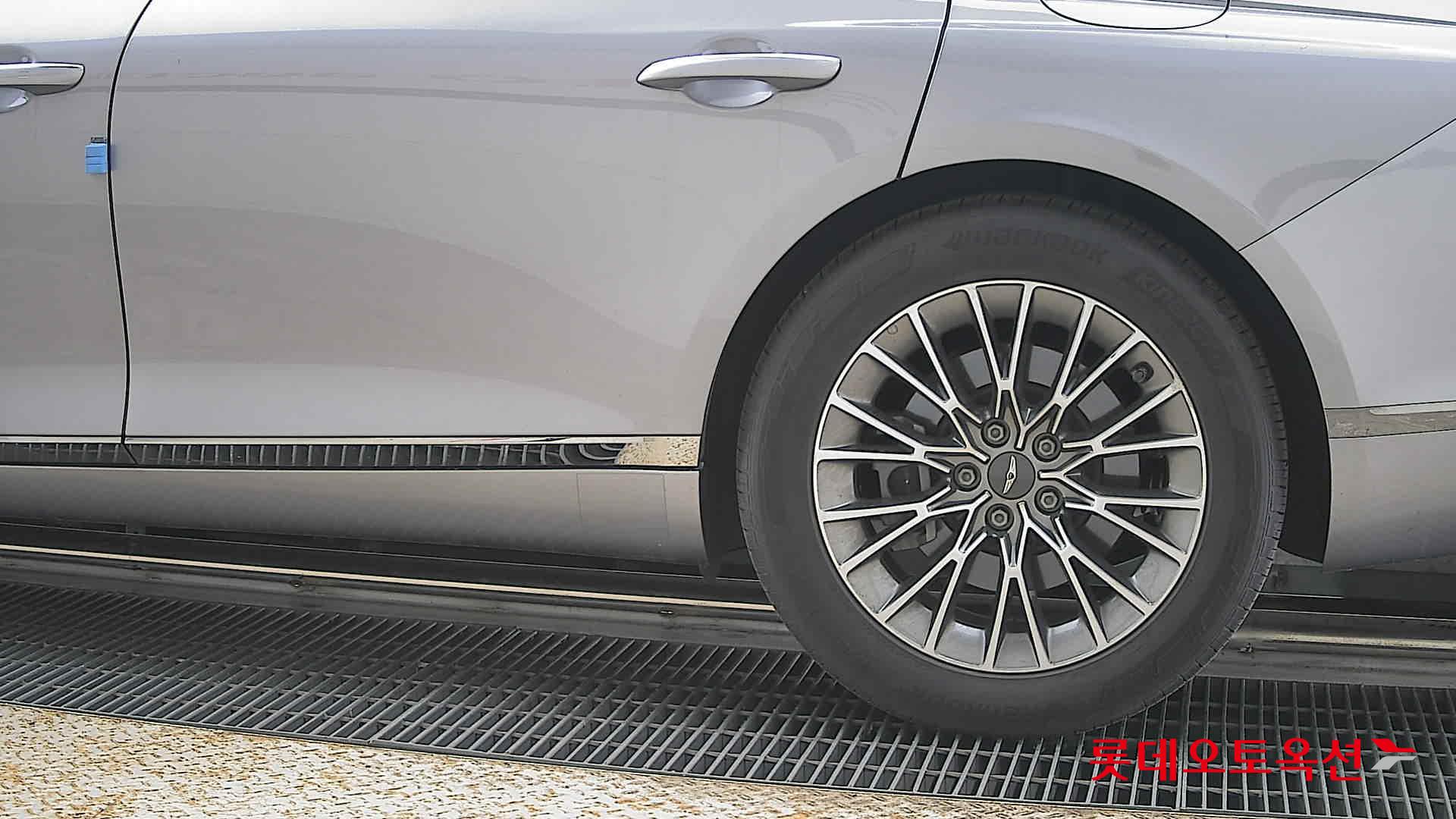 جينيسيس G80 2021 - صورة 26