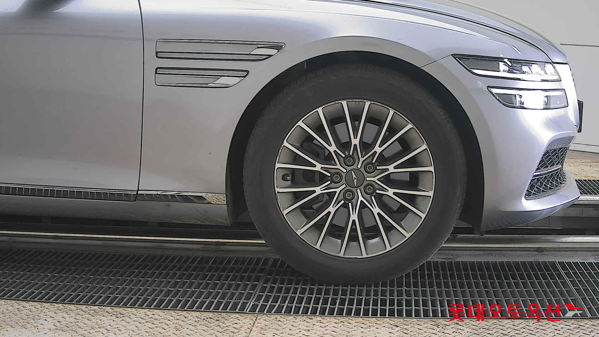 جينيسيس G80 2021 - صورة 27