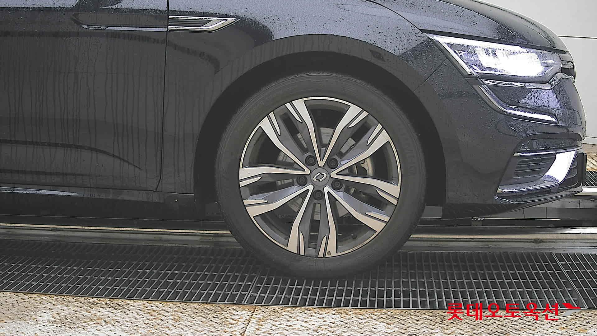 2024 - renault sm6