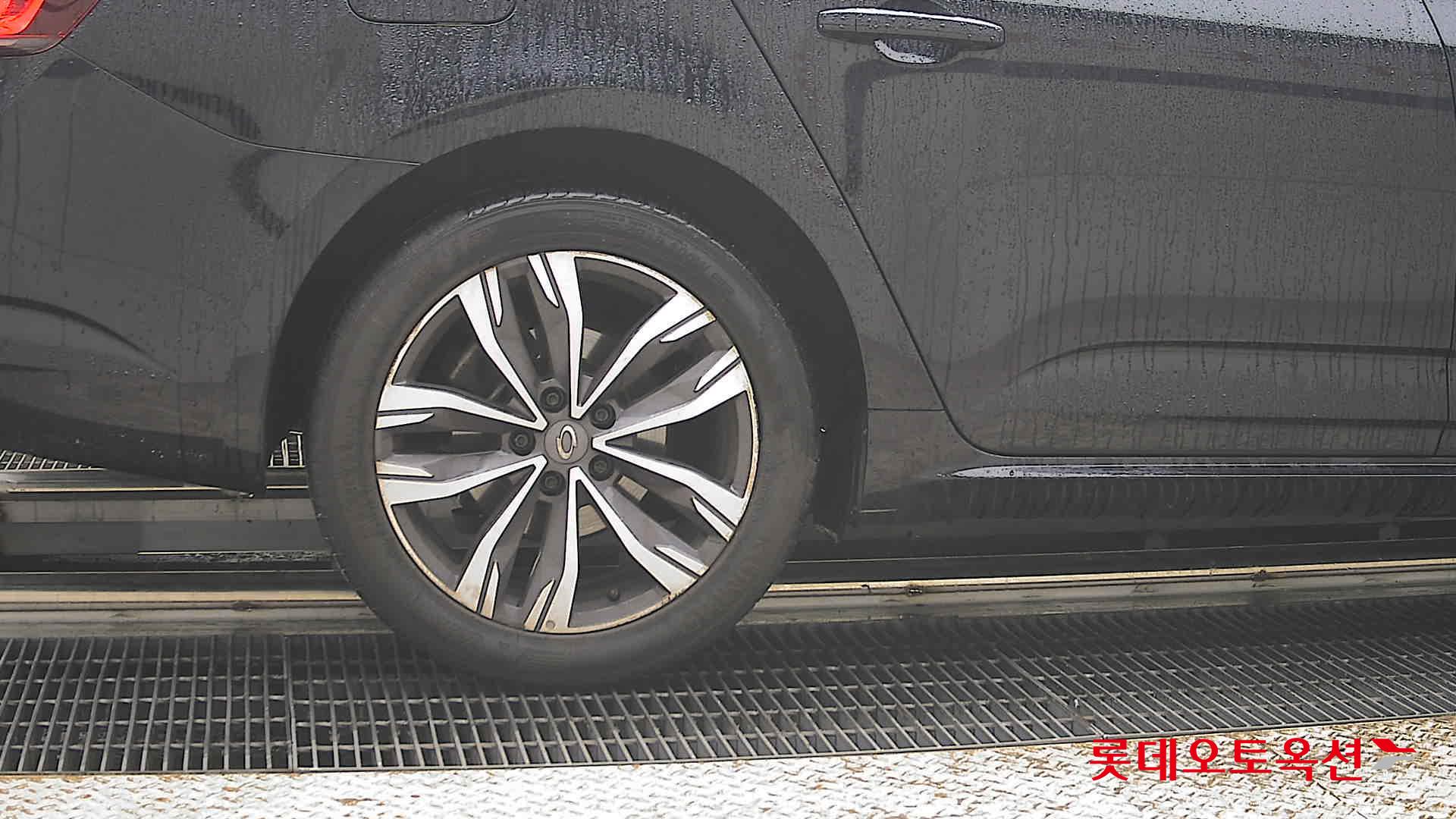 2024 - renault sm6