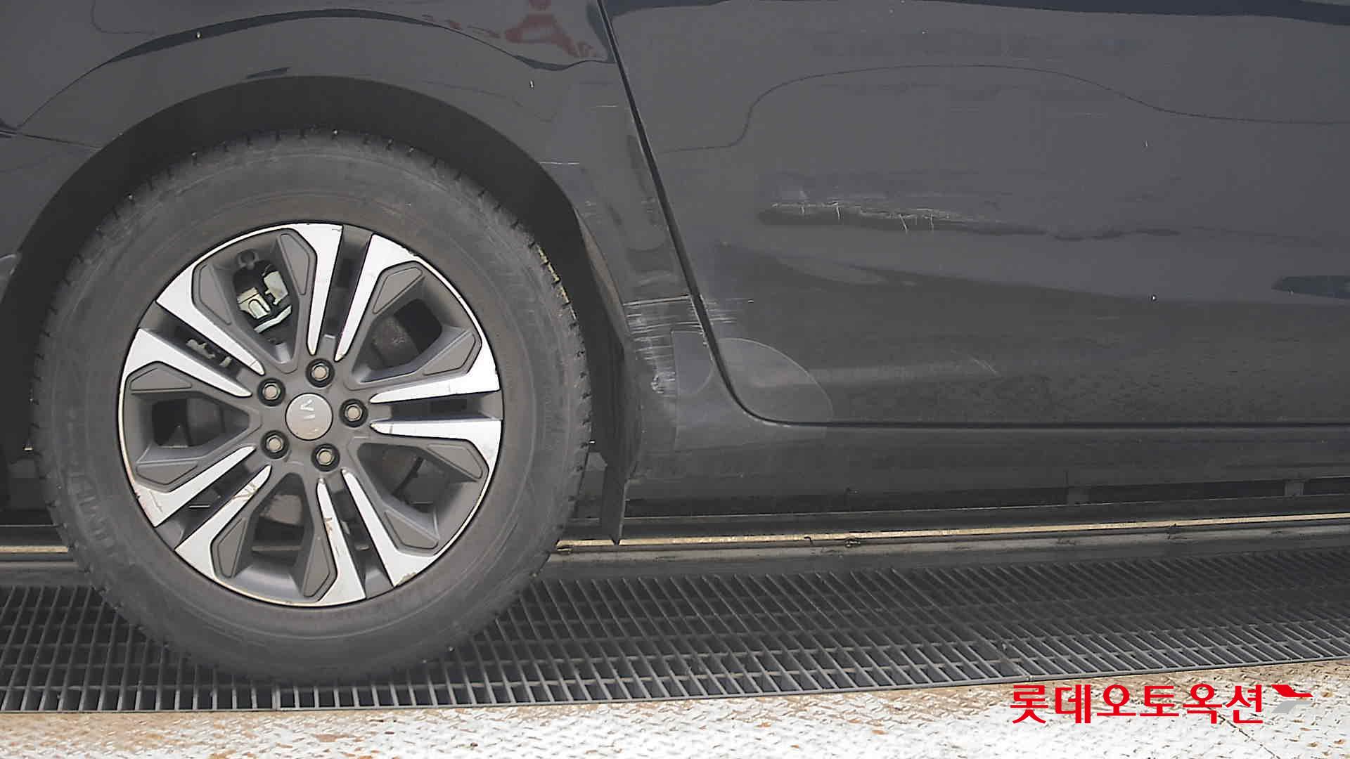 2020 - kia carnival