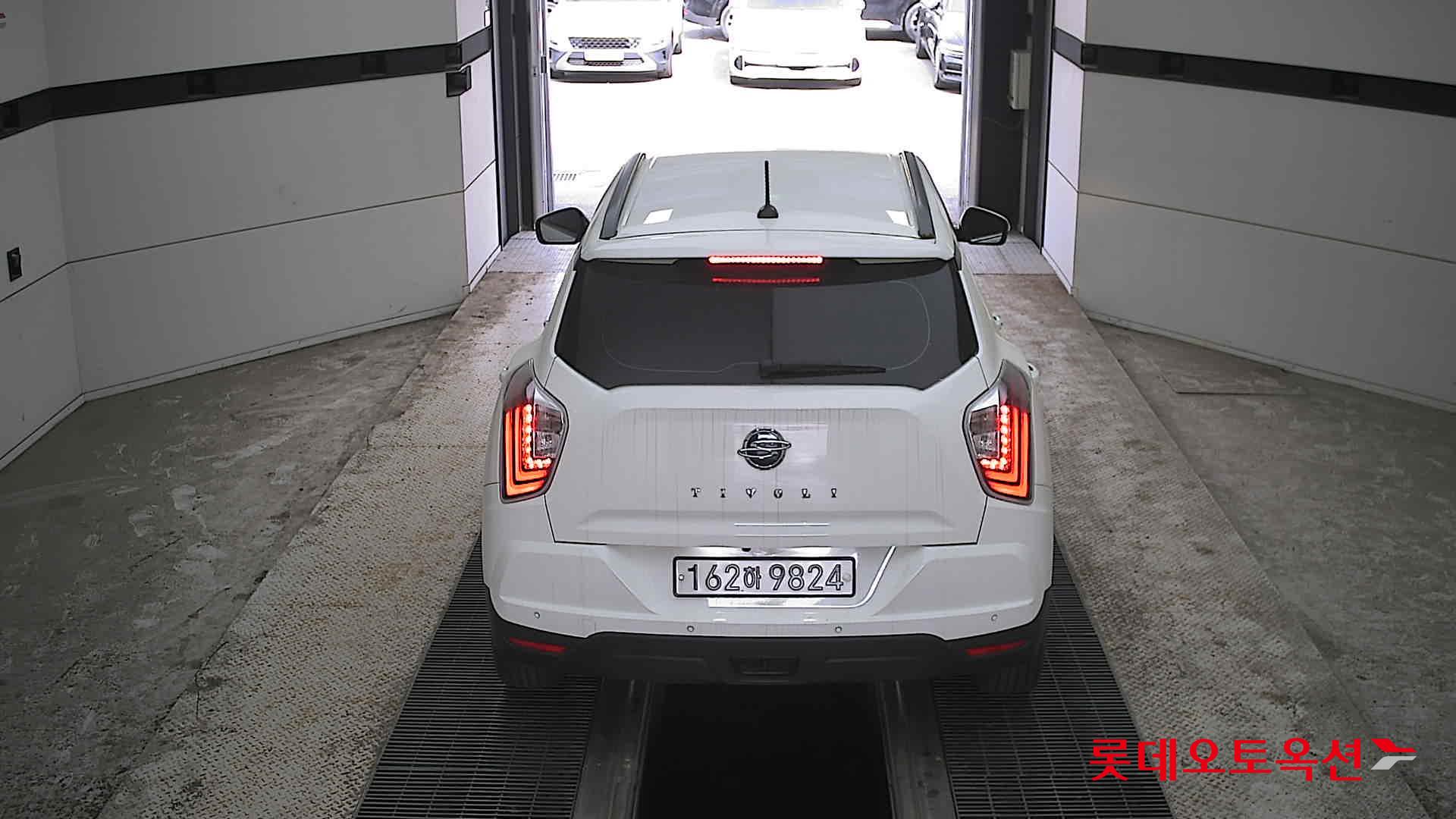 KG Mobility Tivoli 2021 - Image 17