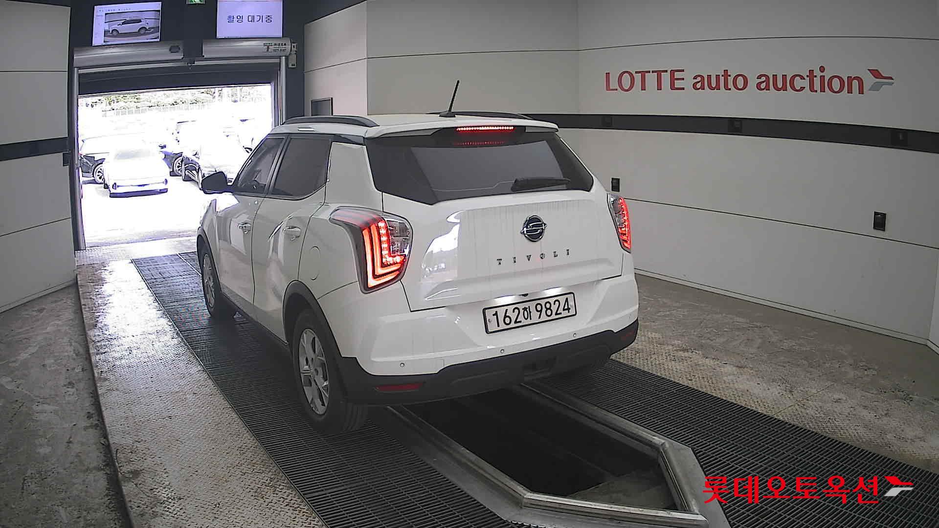 KG Mobility Tivoli 2021 - Image 16
