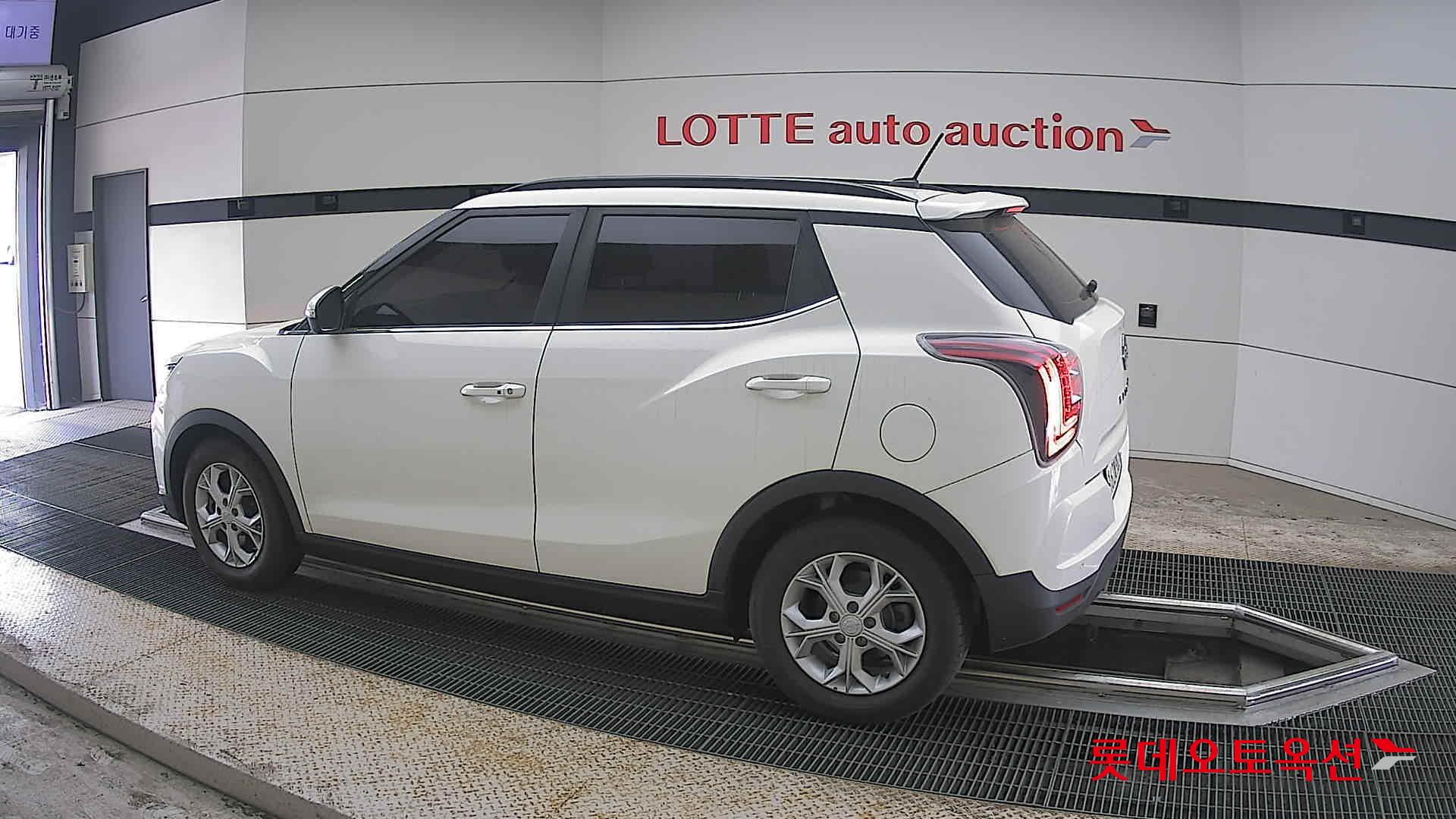 KG Mobility Tivoli 2021 - Image 14