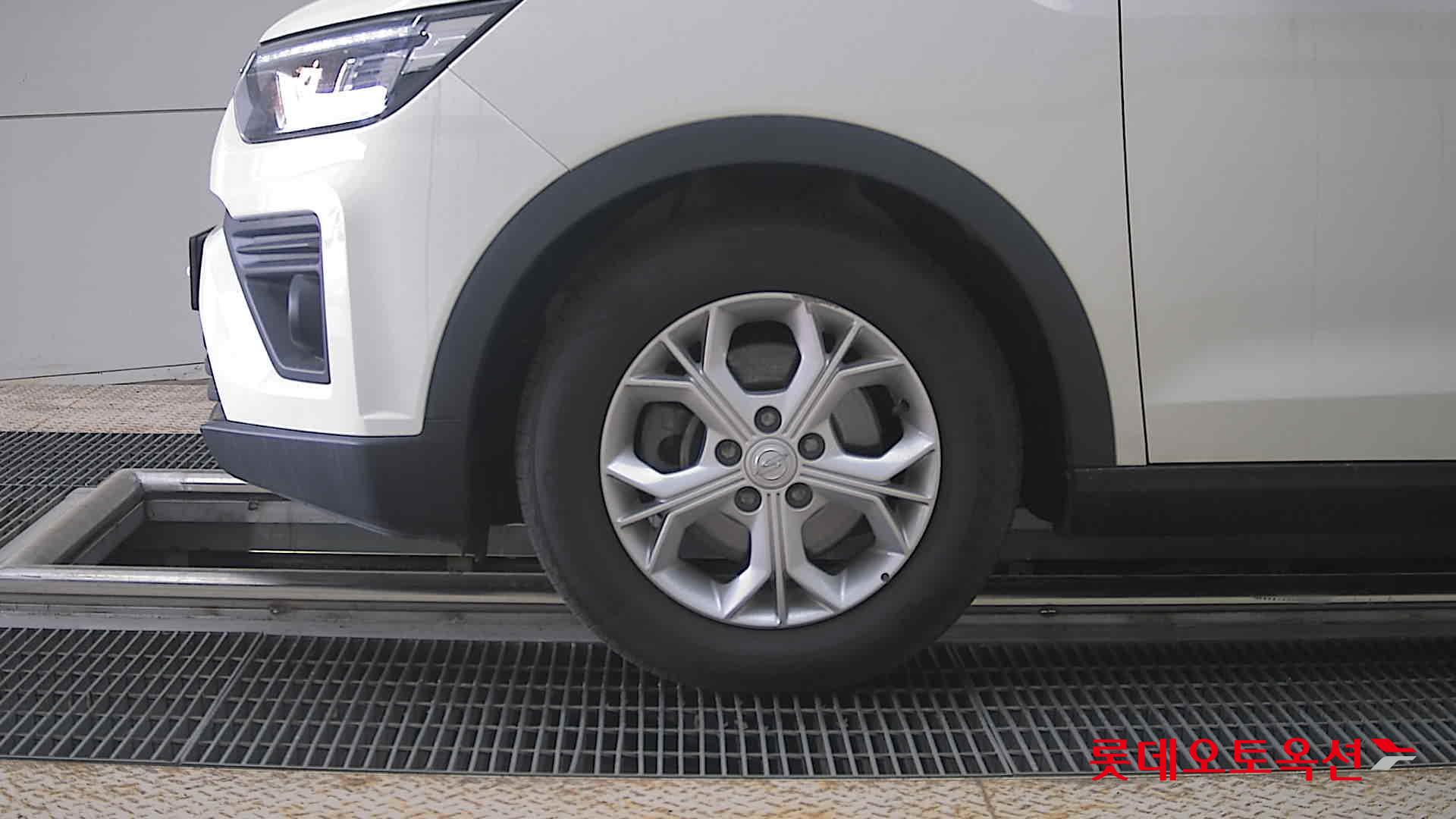 KG Mobility Tivoli 2021 - Image 25