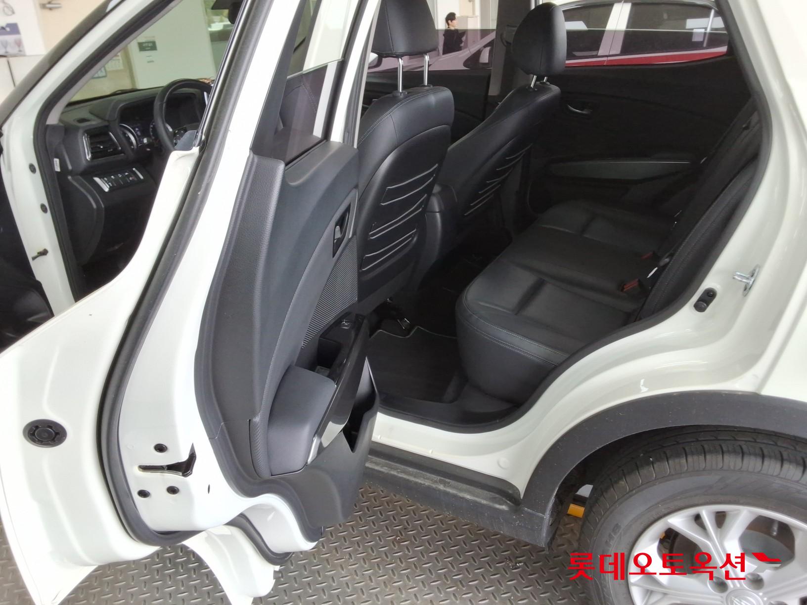 KG Mobility Tivoli 2021 - Image 38