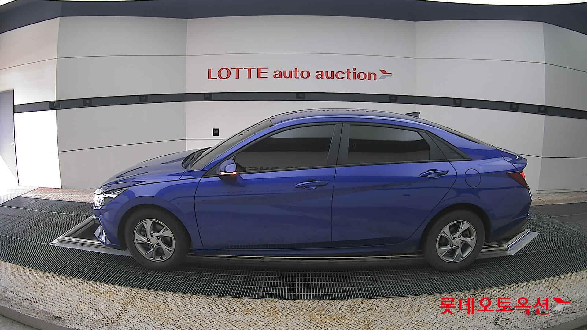 هيونداي إلانترا 2021 - صورة 13