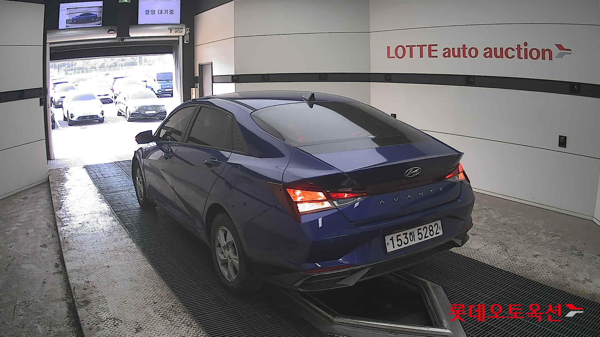 هيونداي إلانترا 2021 - صورة 16