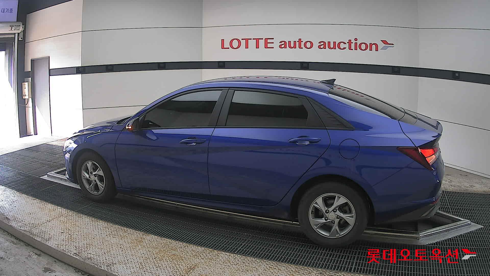 هيونداي إلانترا 2021 - صورة 14