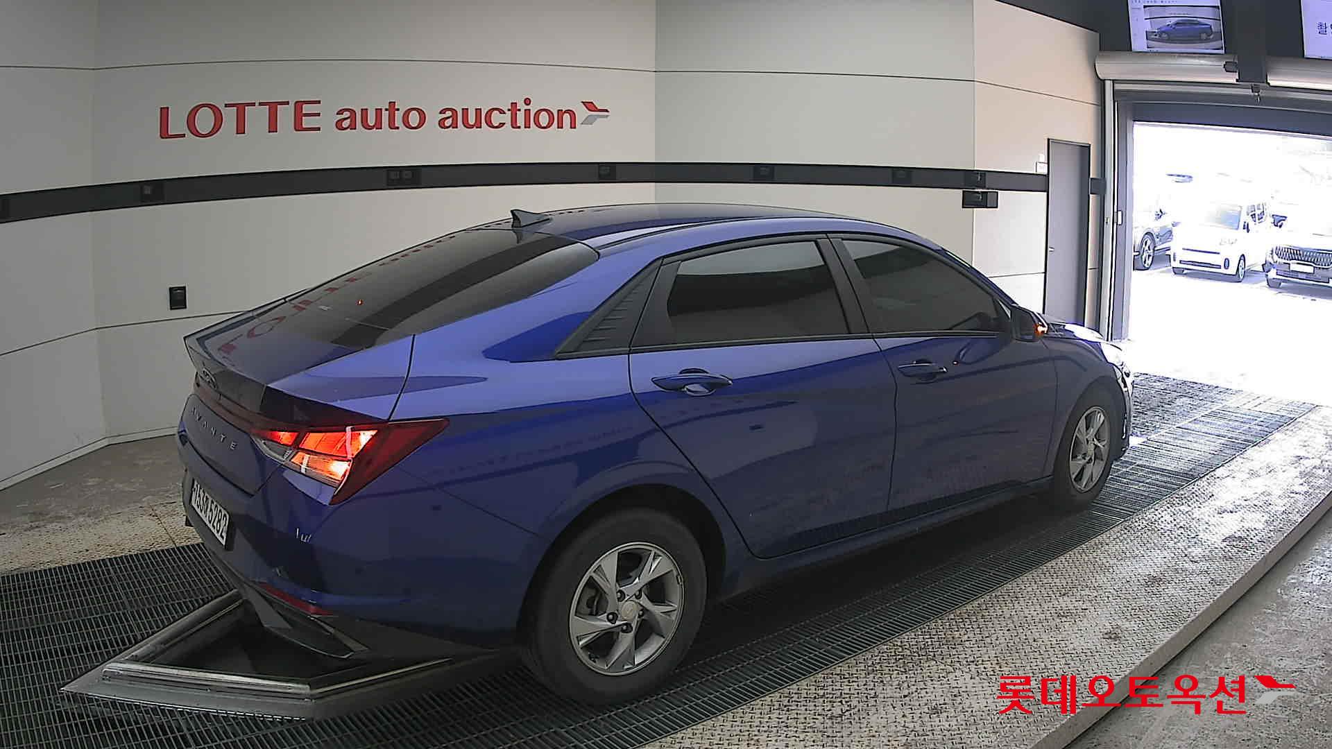 هيونداي إلانترا 2021 - صورة 19