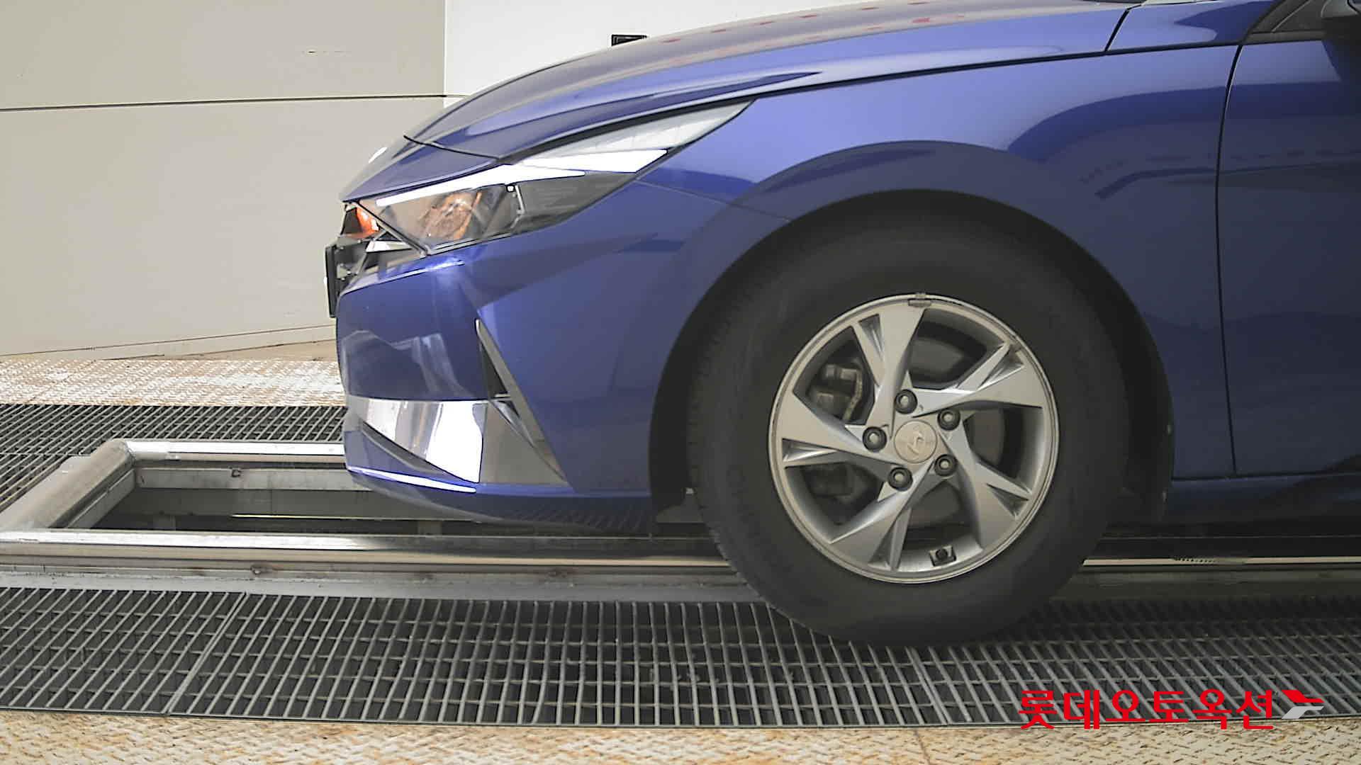 هيونداي إلانترا 2021 - صورة 25