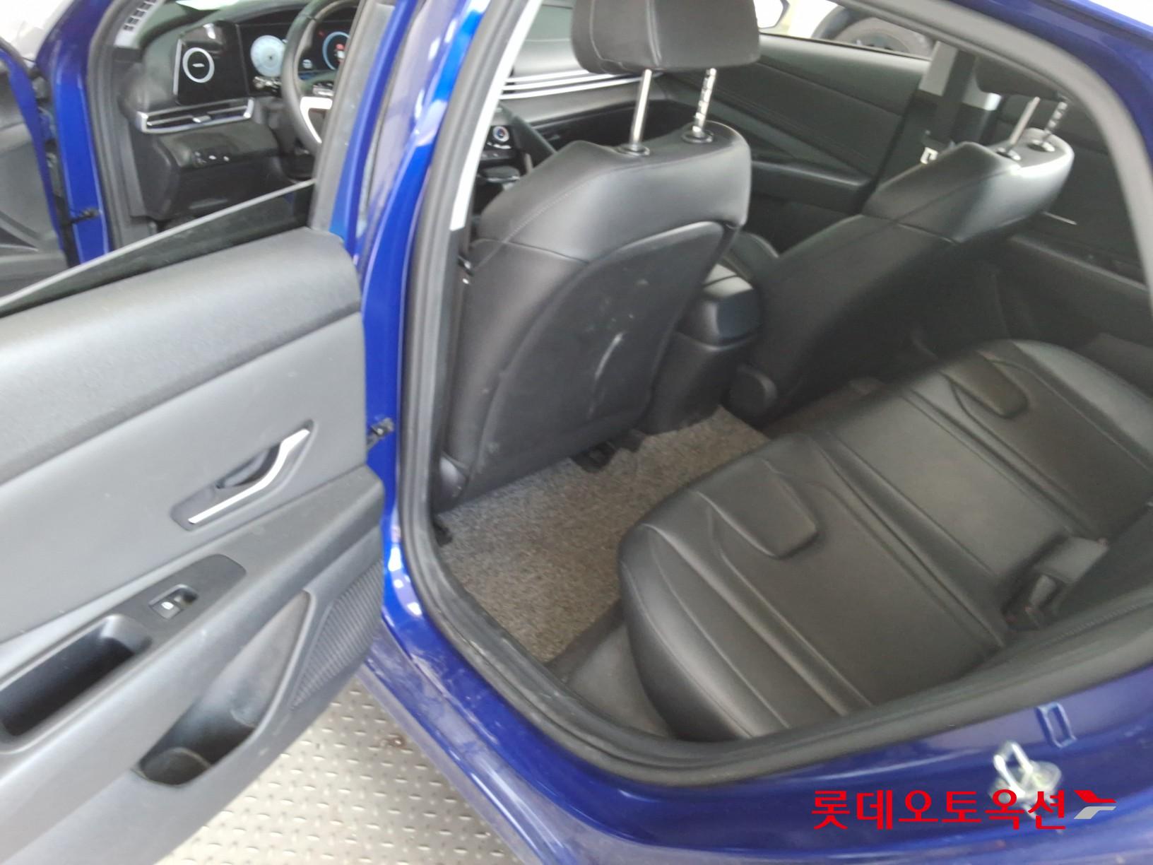 هيونداي إلانترا 2021 - صورة 38