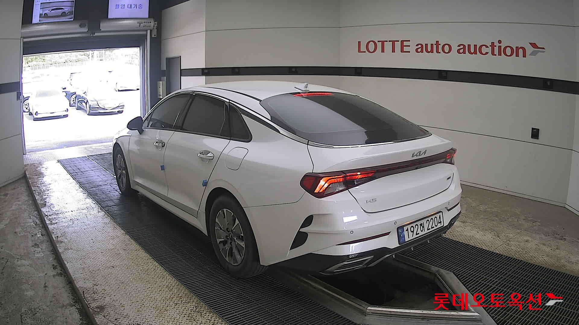 كيا K5 2023 - صورة 4