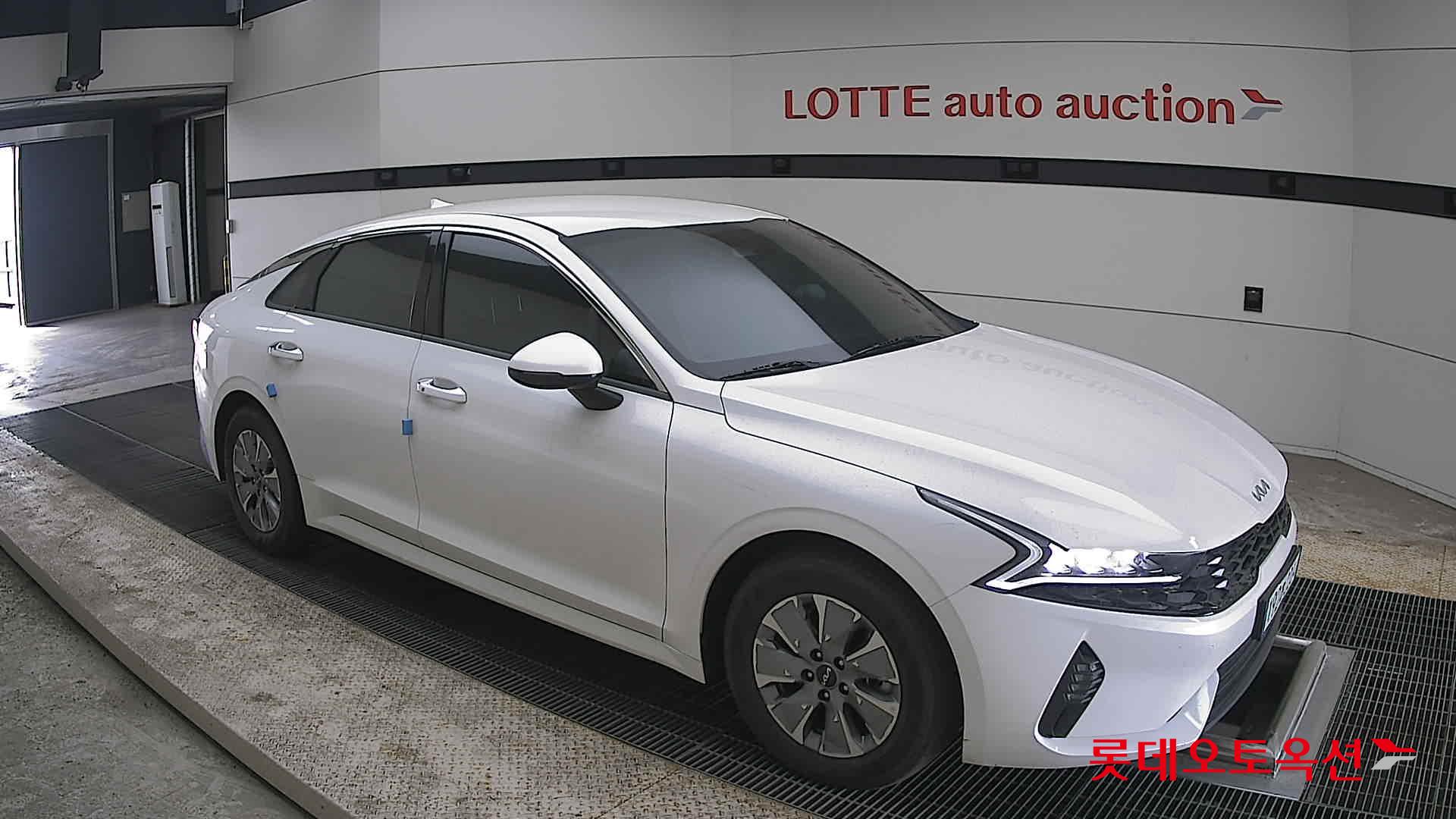 كيا K5 2023 - صورة 23