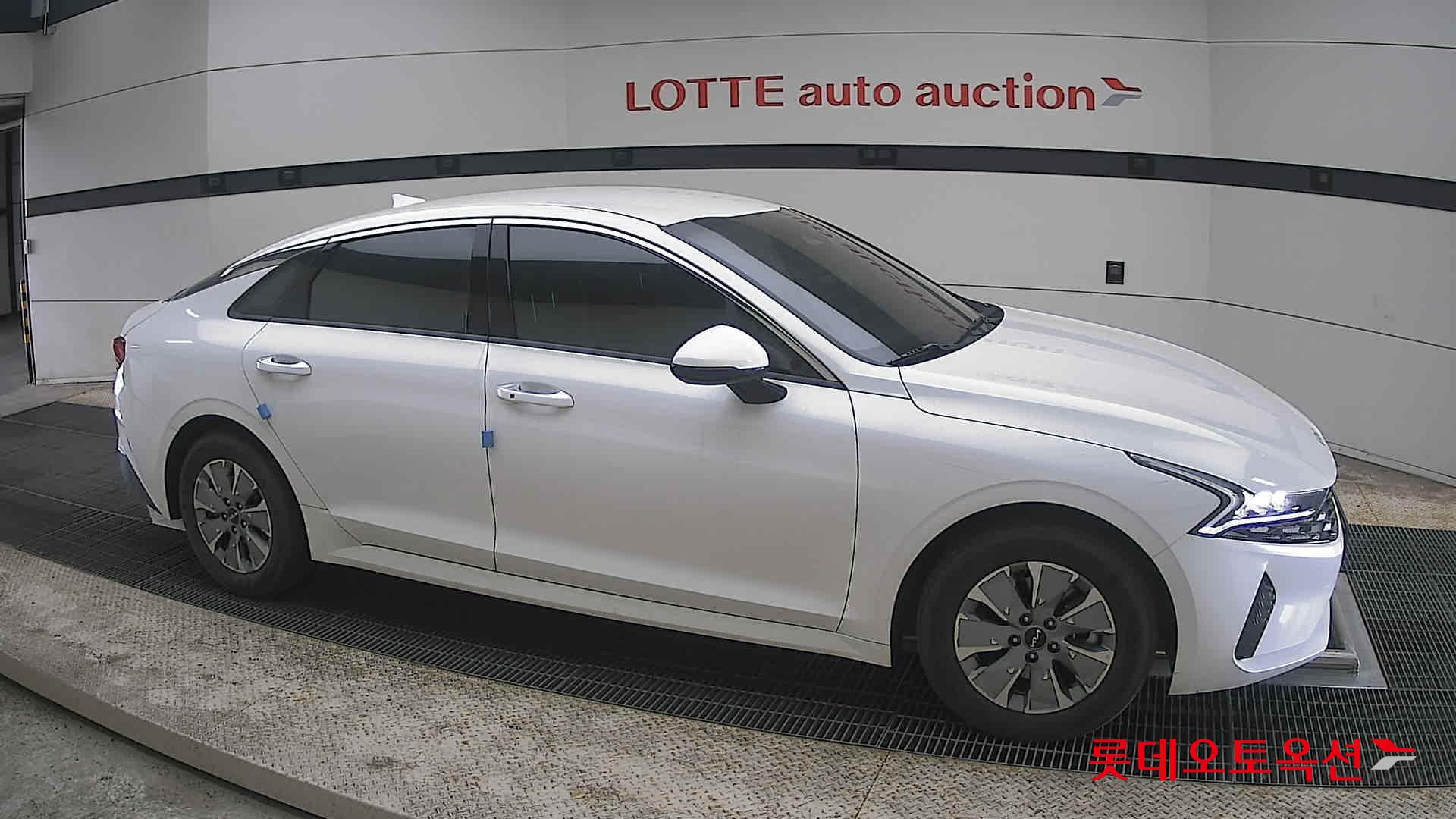 كيا K5 2023 - صورة 22